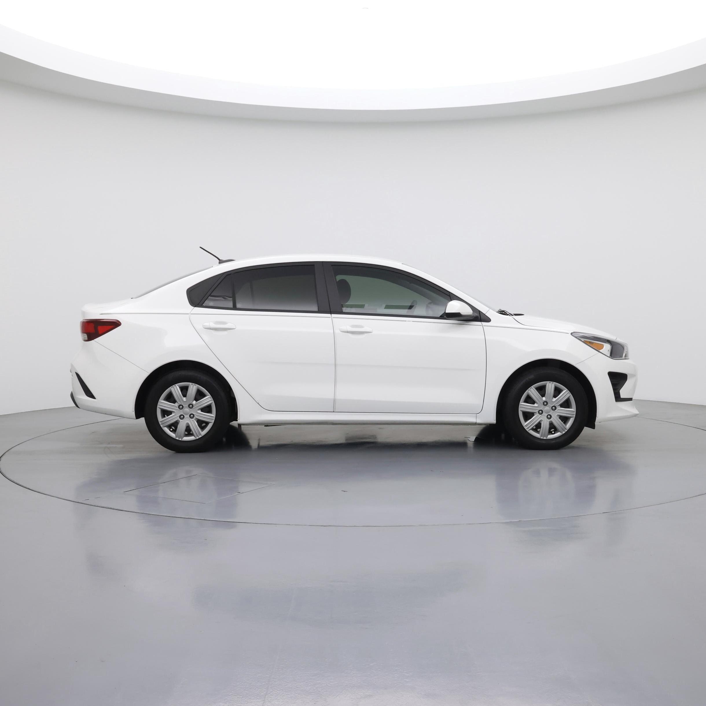 Thumbnail: 2023 Kia Rio - 7