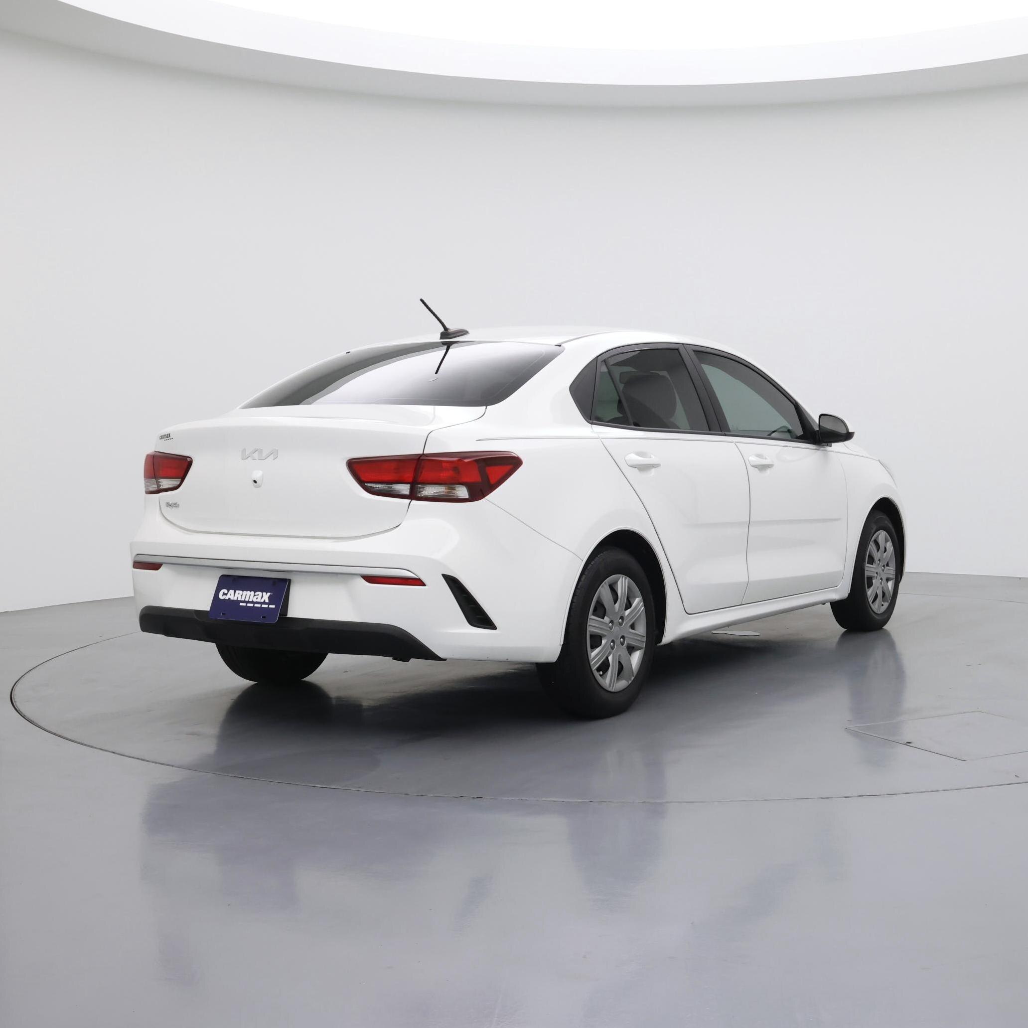 Thumbnail: 2023 Kia Rio - 8