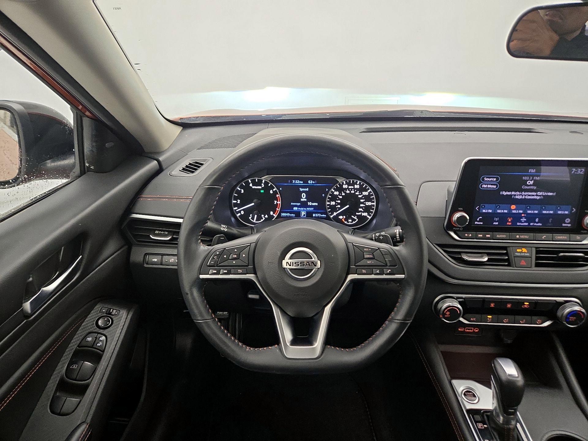 Thumbnail: 2022 Nissan Altima - 10