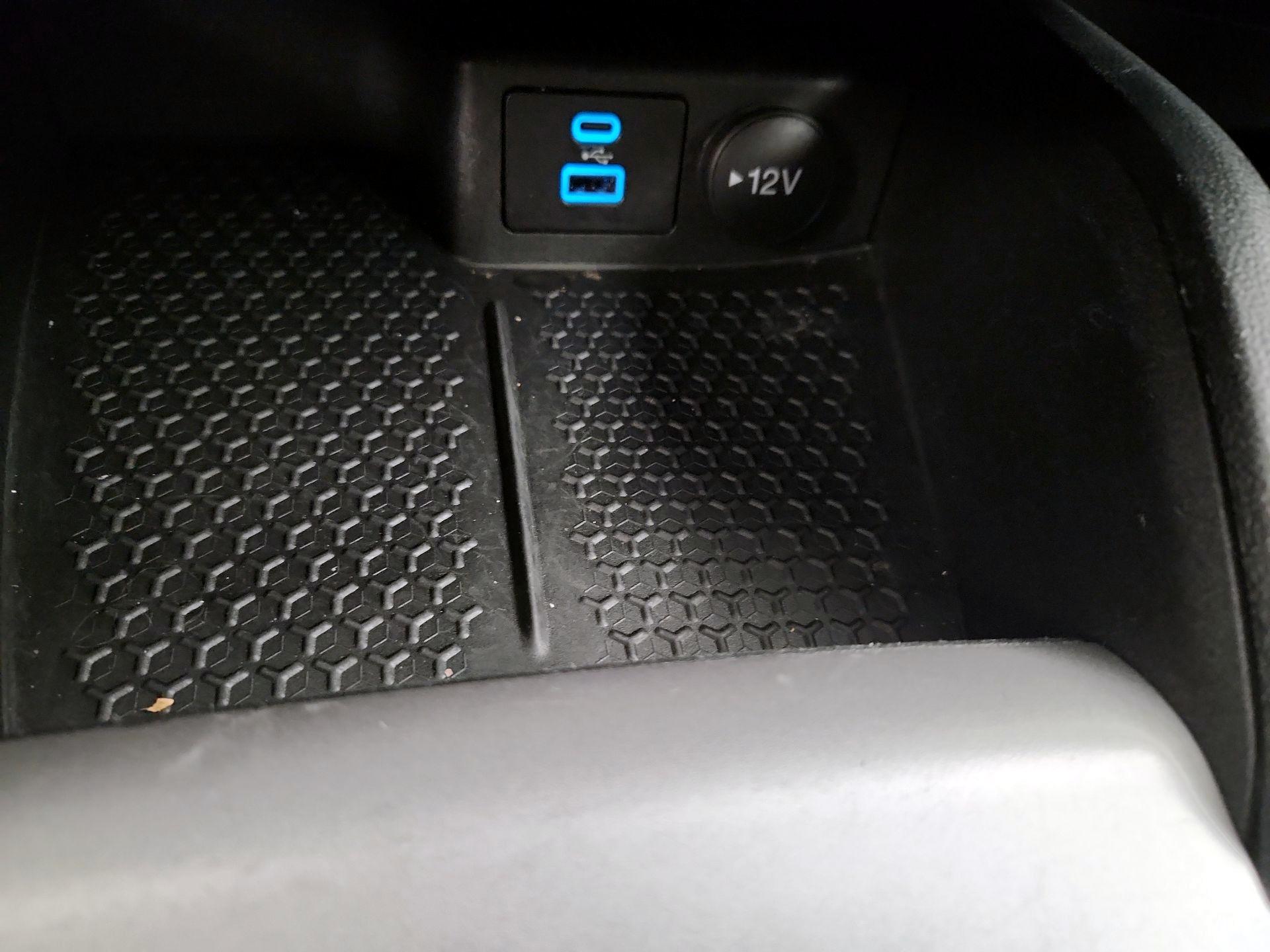 Thumbnail: 2022 Ford Bronco Sport - 18