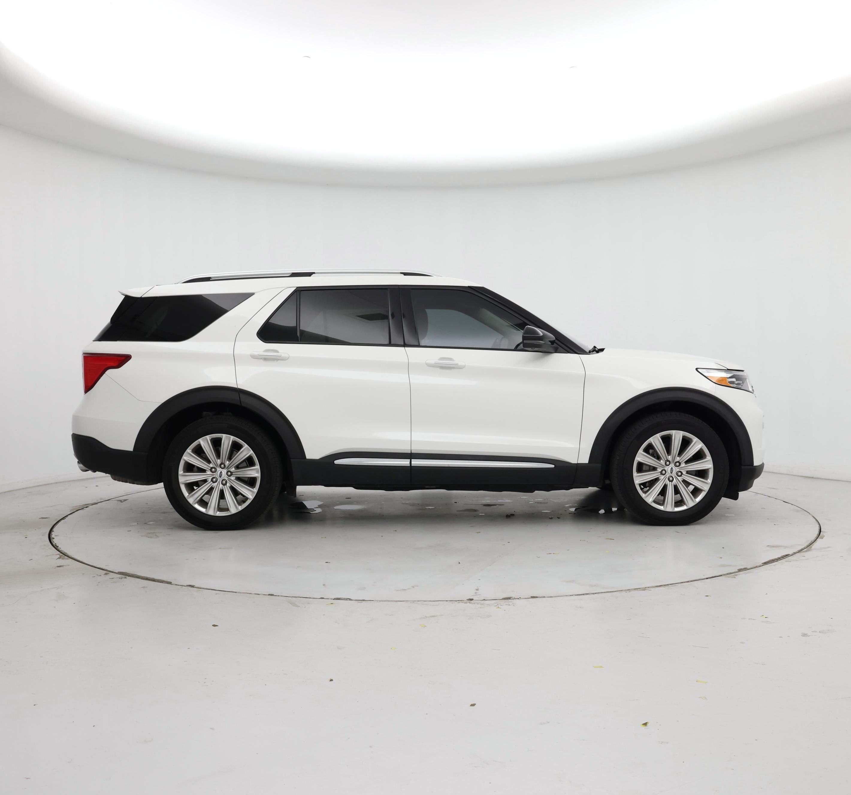 Thumbnail: 2021 Ford Explorer - 7