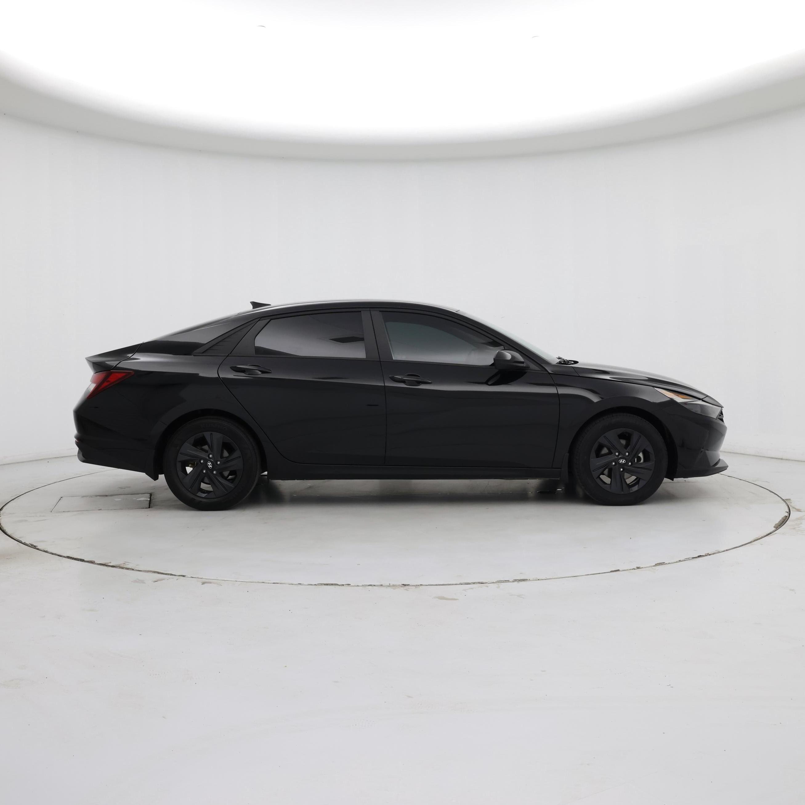 Thumbnail: 2022 Hyundai Elantra - 7