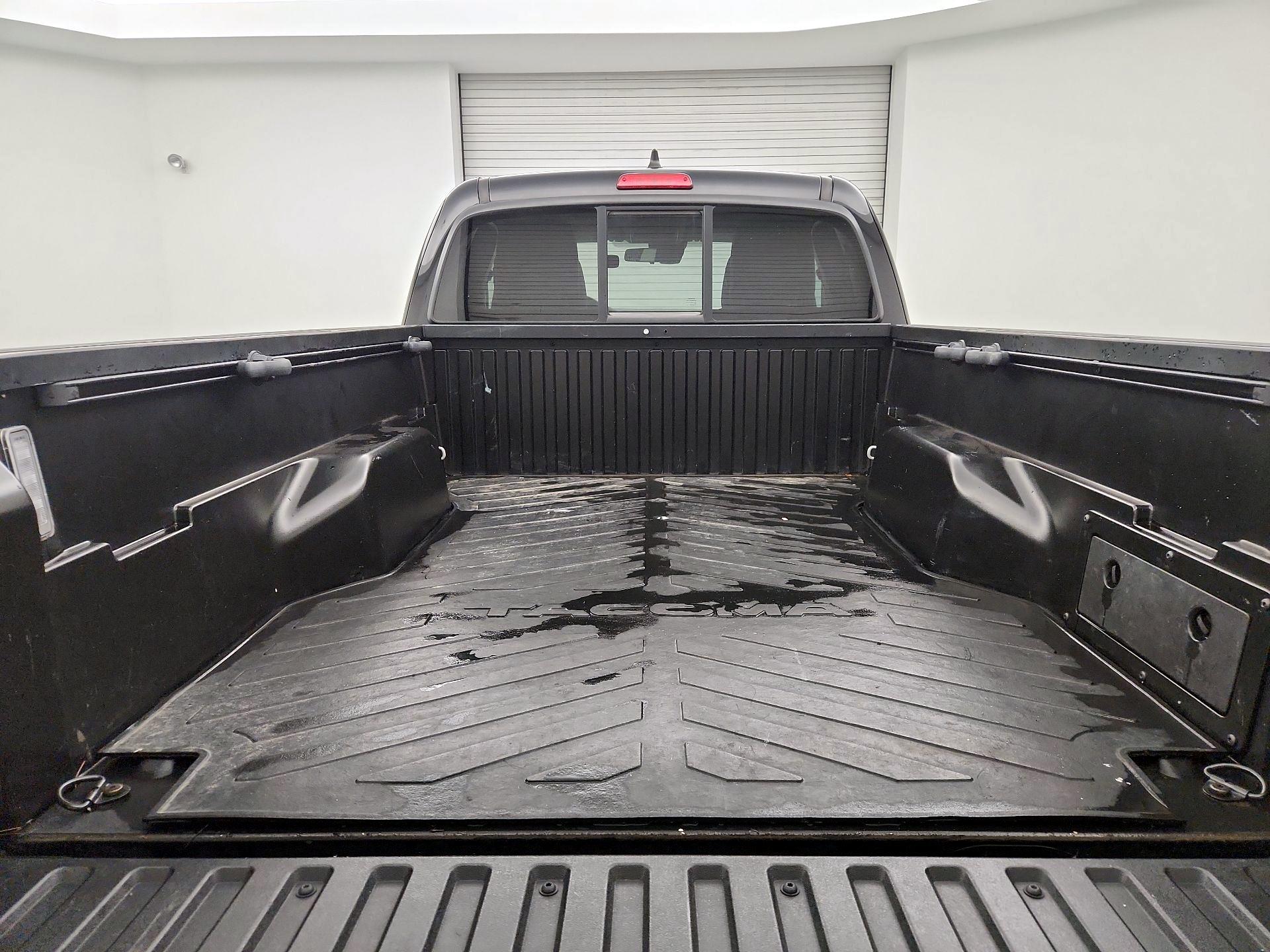 Thumbnail: 2023 Toyota Tacoma - 20