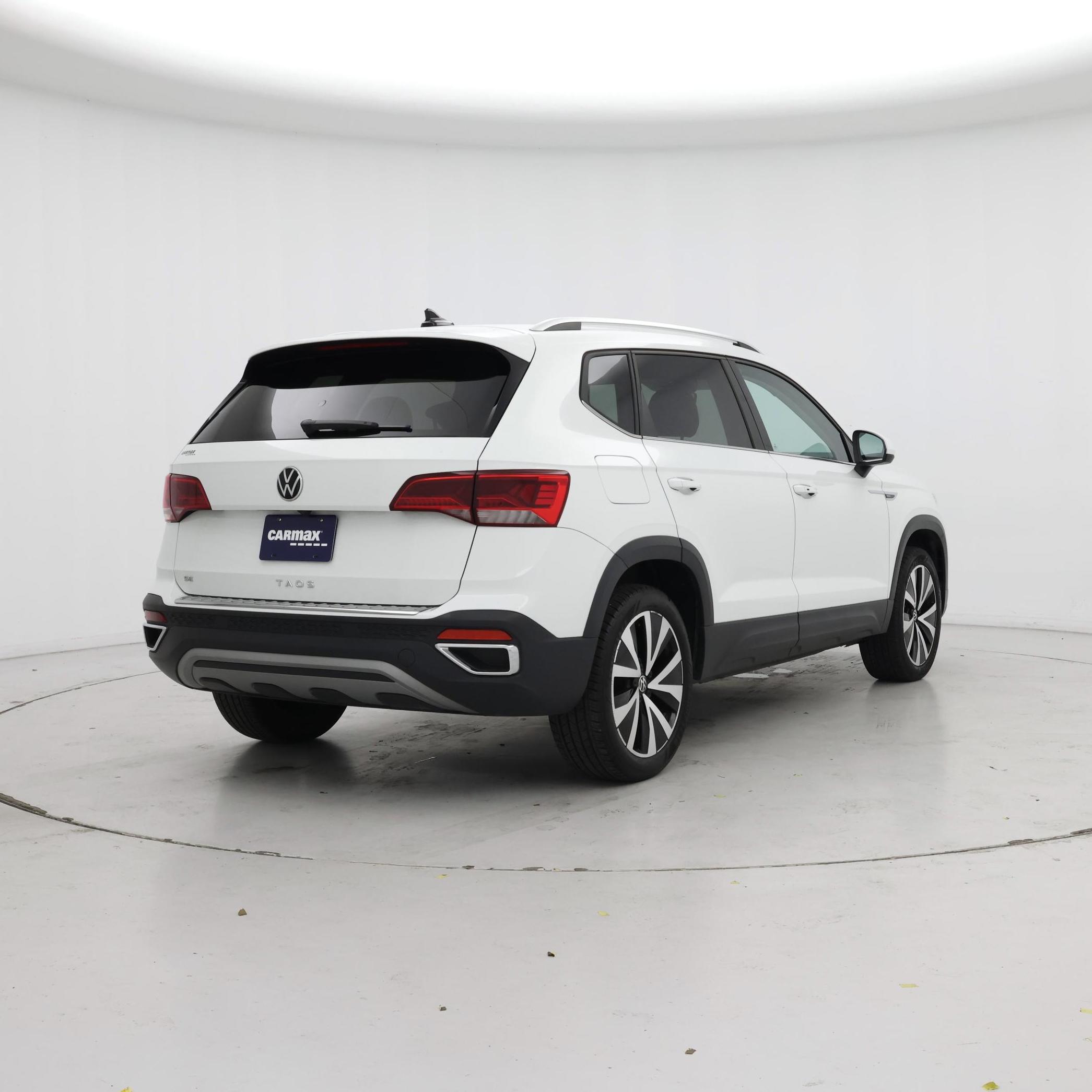 Thumbnail: 2023 Volkswagen Taos - 8