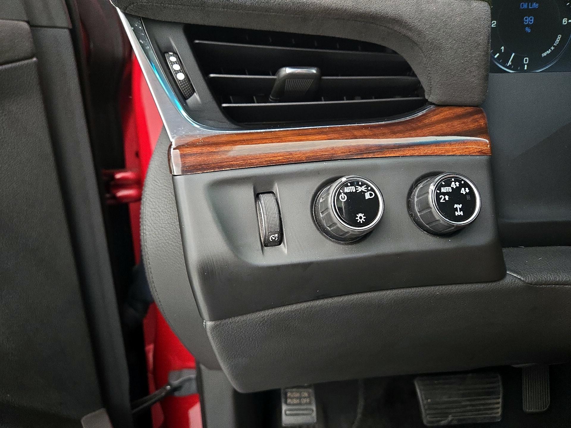 Thumbnail: 2015 Cadillac Escalade - 13