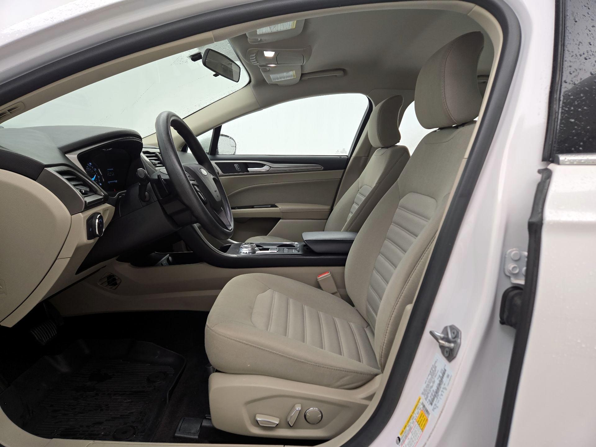 Thumbnail: 2018 Ford Fusion - 11