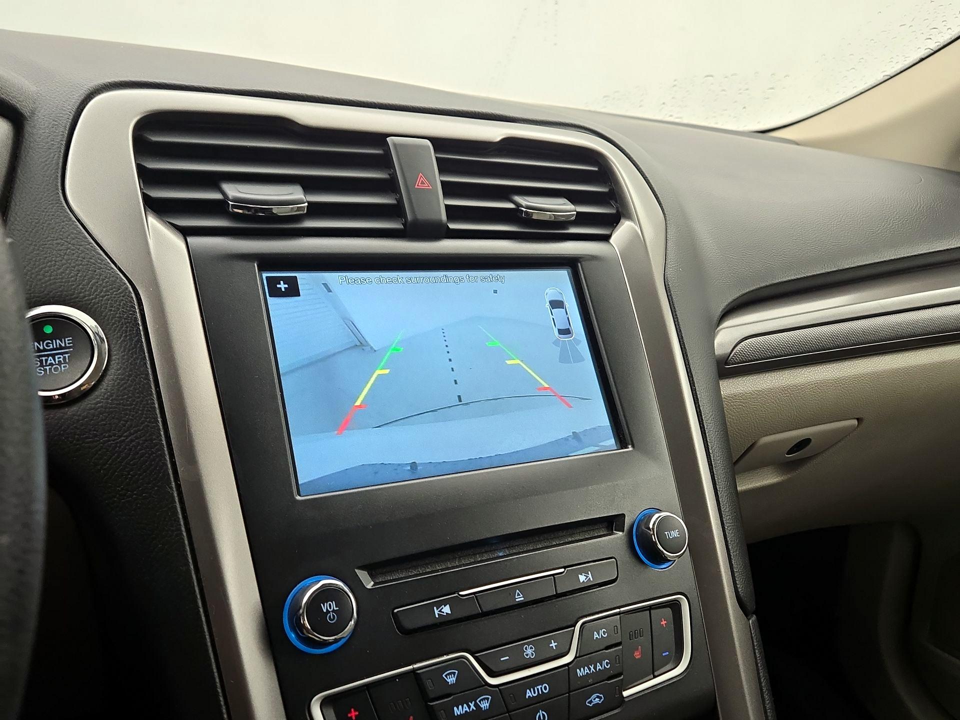 Thumbnail: 2018 Ford Fusion - 14