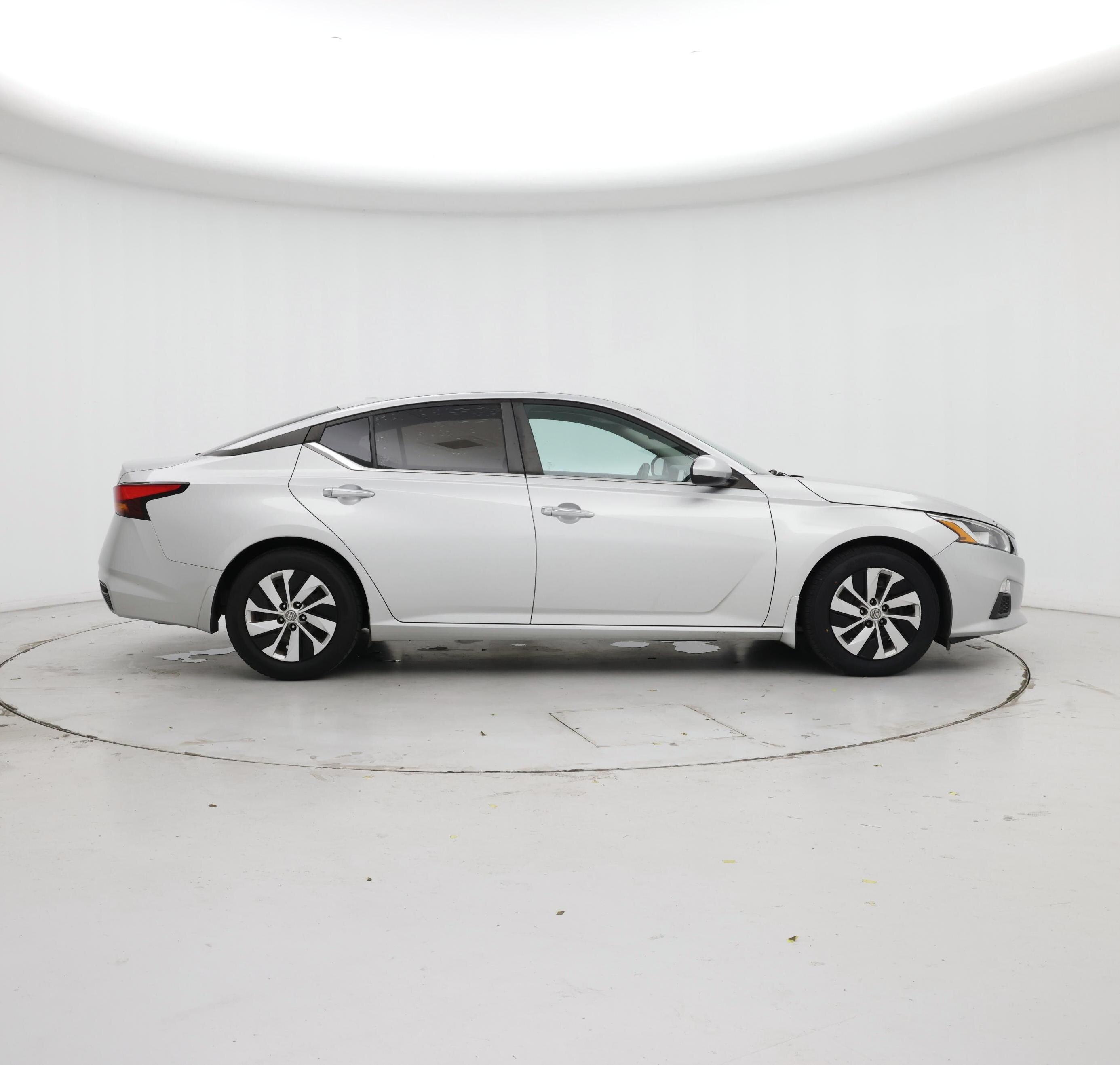 Thumbnail: 2019 Nissan Altima - 7