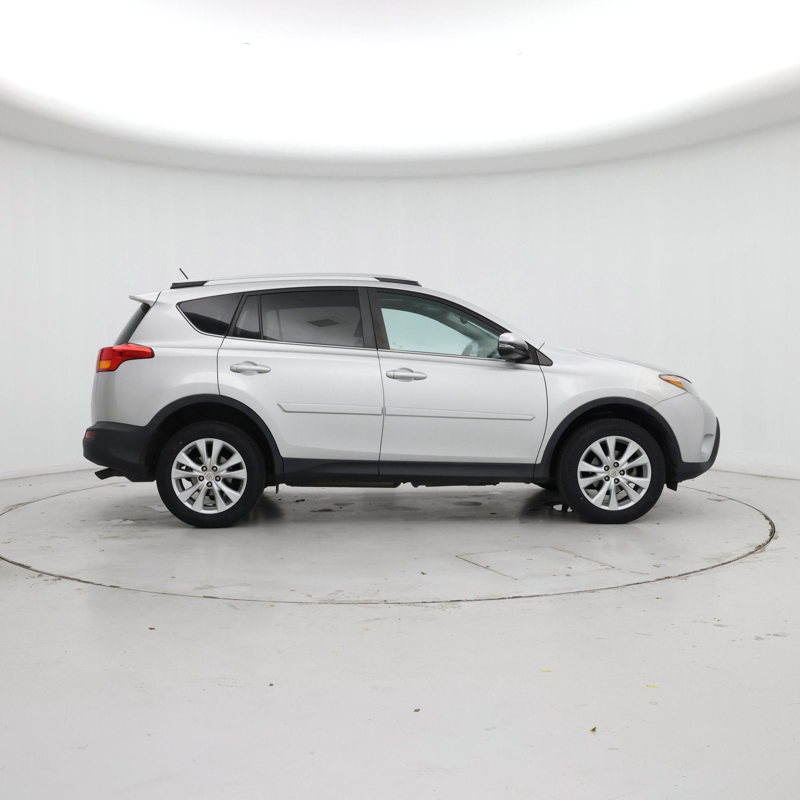 Thumbnail: 2014 Toyota RAV4 - 7