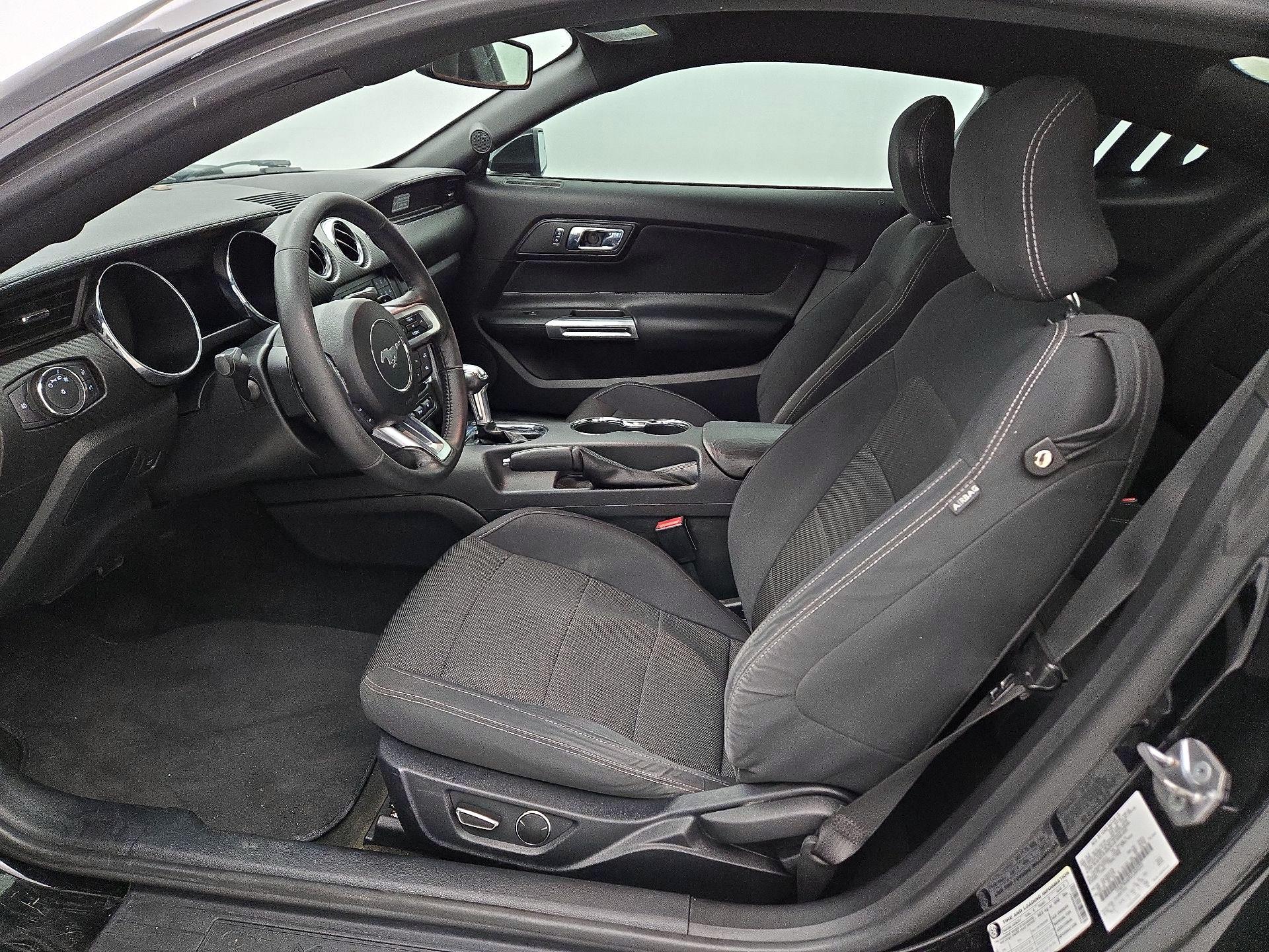 Thumbnail: 2016 Ford Mustang - 11