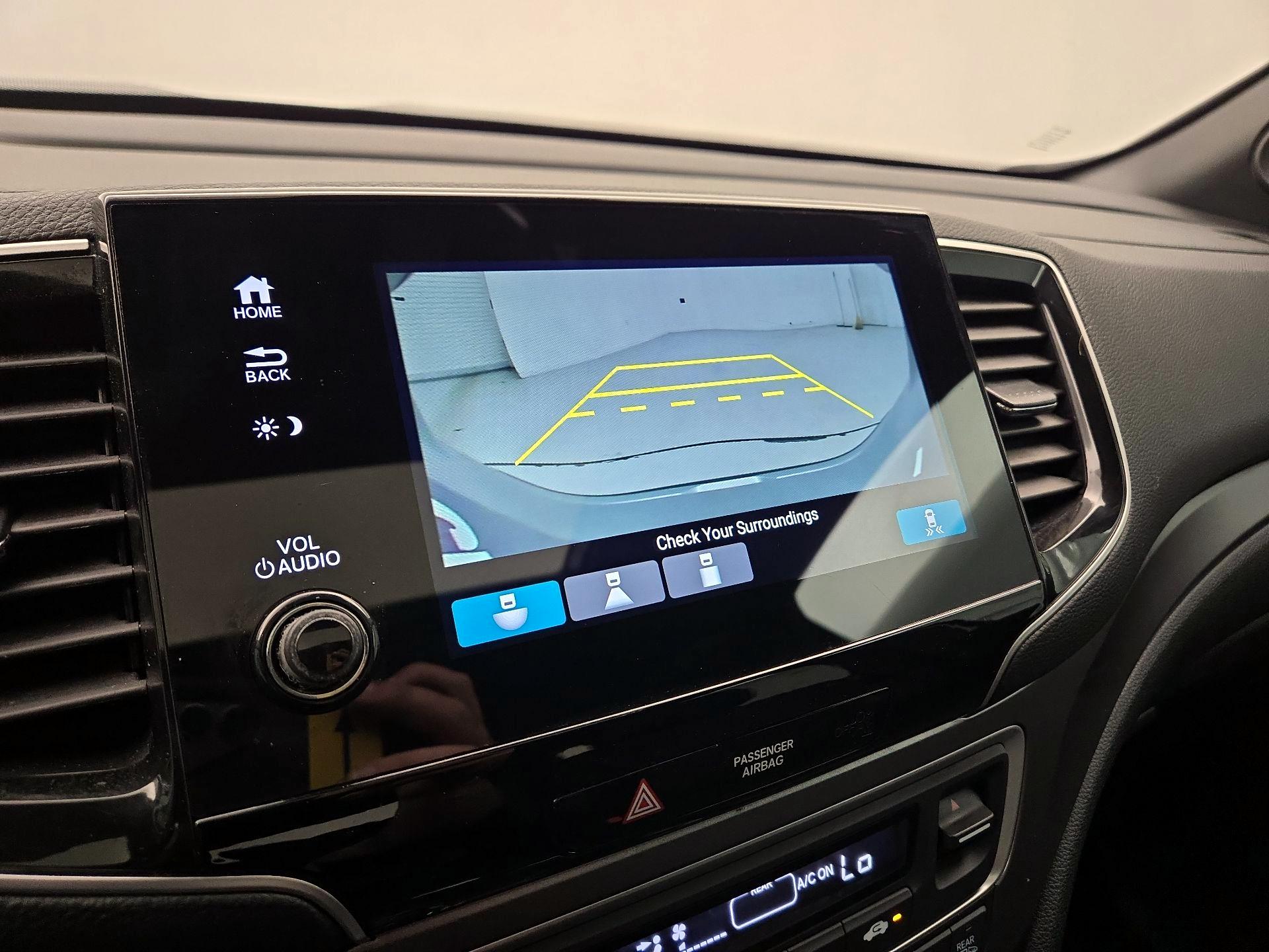 Thumbnail: 2019 Honda Passport - 14