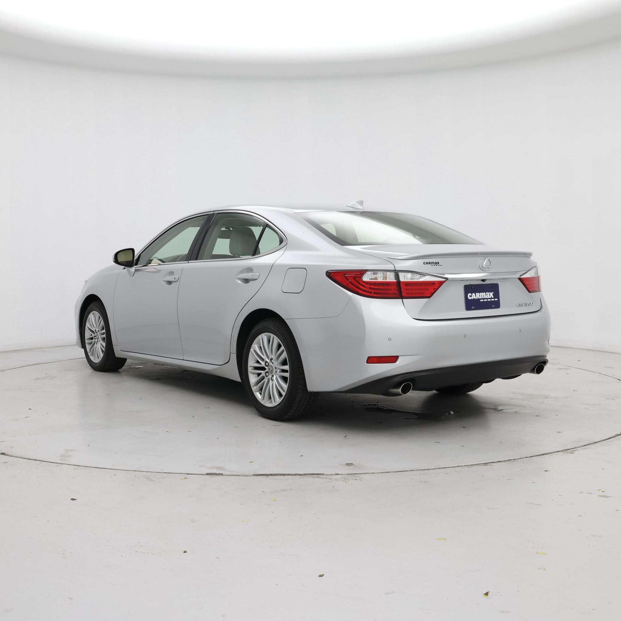 Thumbnail: 2015 Lexus ES - 2