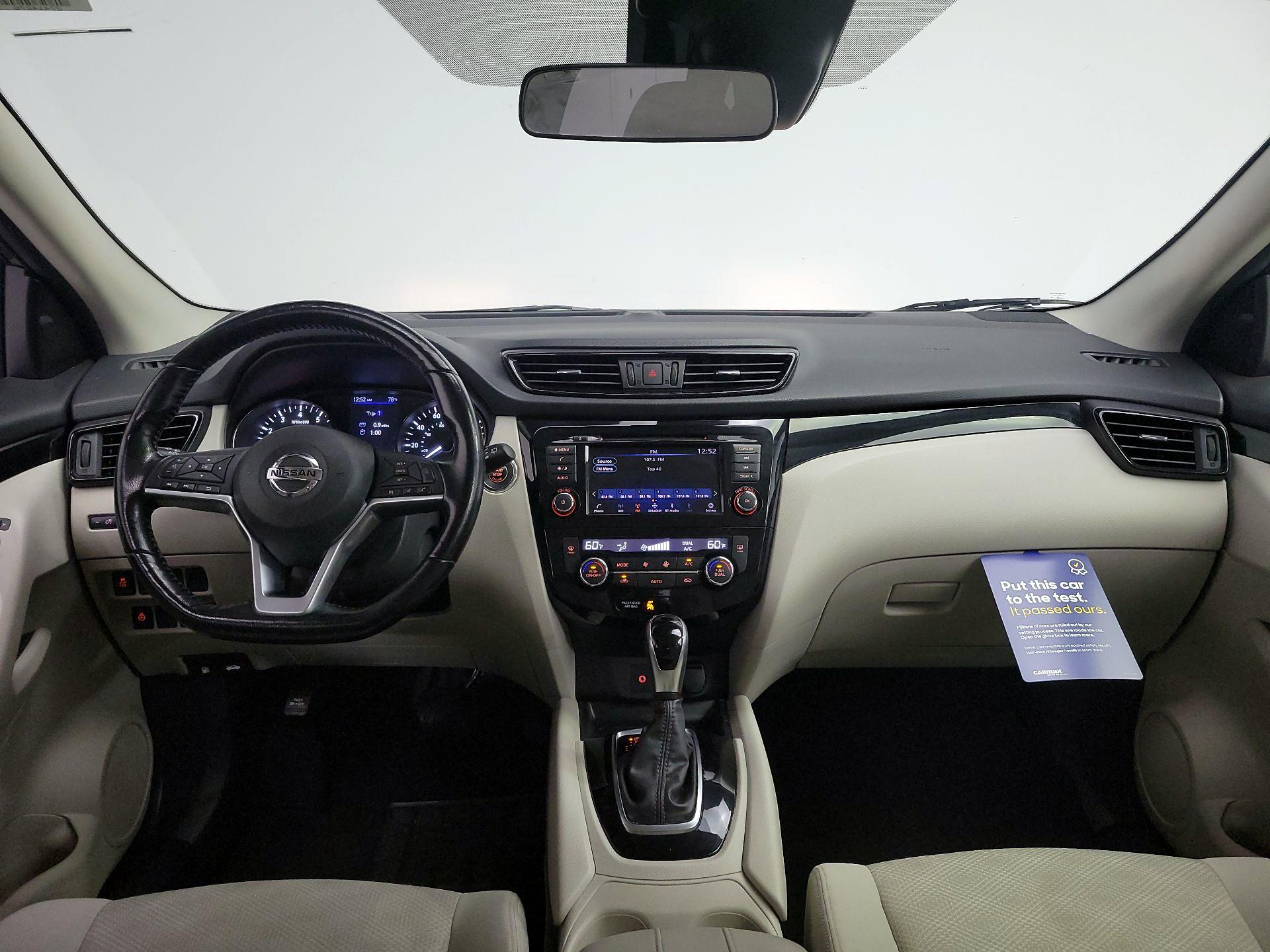 Thumbnail: 2020 Nissan Rogue Sport - 9