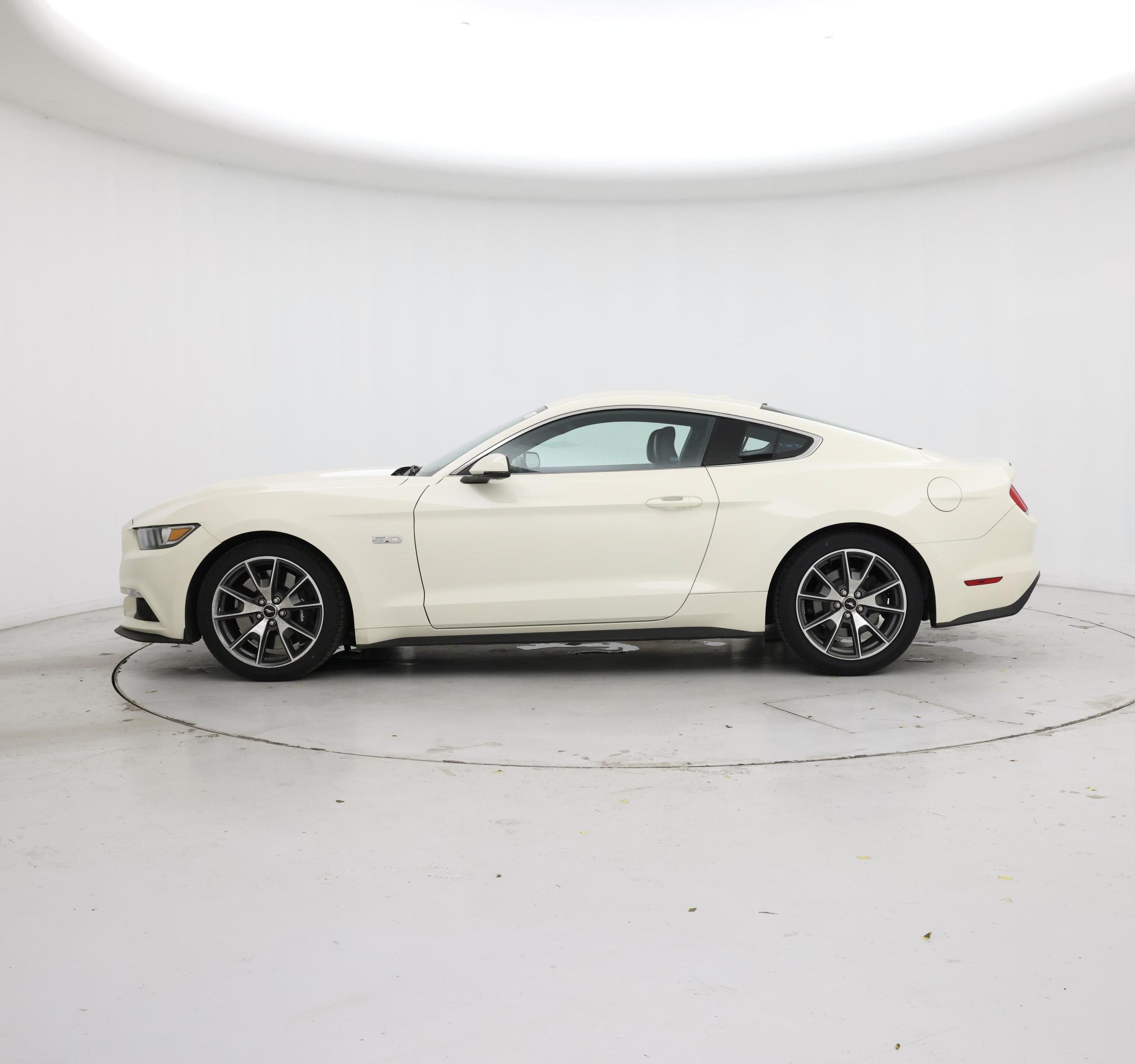 Thumbnail: 2015 Ford Mustang - 3