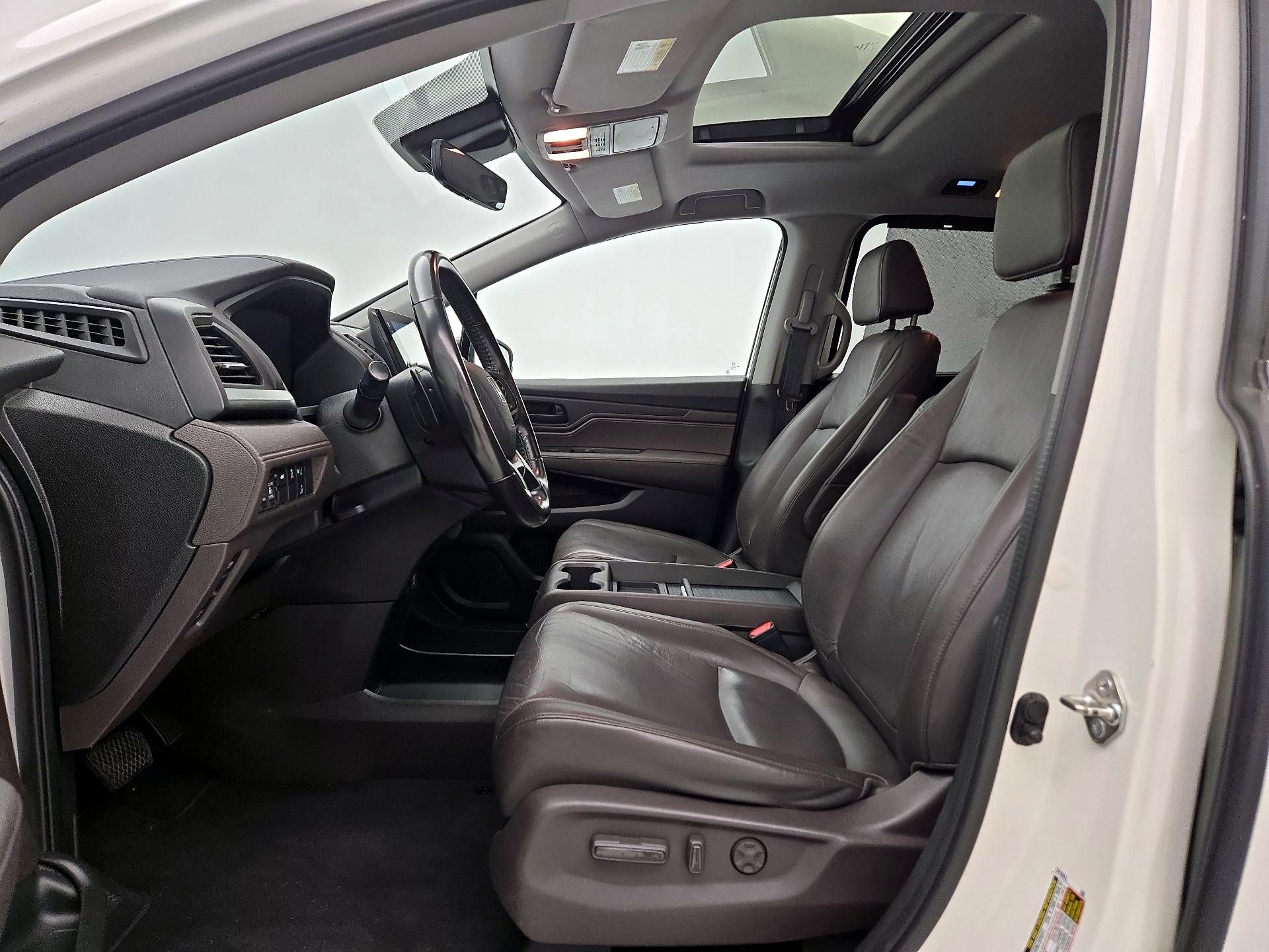 Thumbnail: 2018 Honda Odyssey - 11
