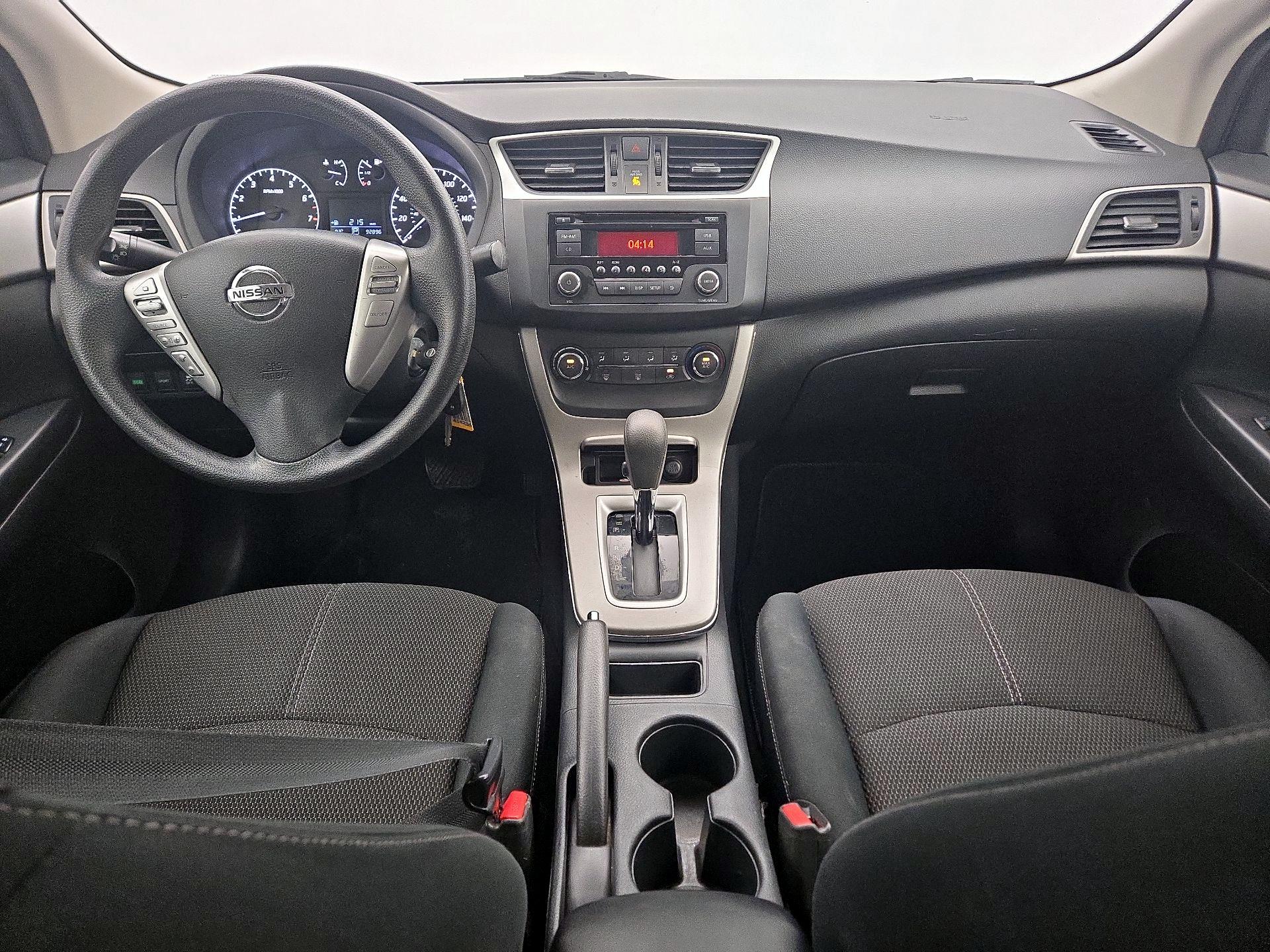 Thumbnail: 2015 Nissan Sentra - 9