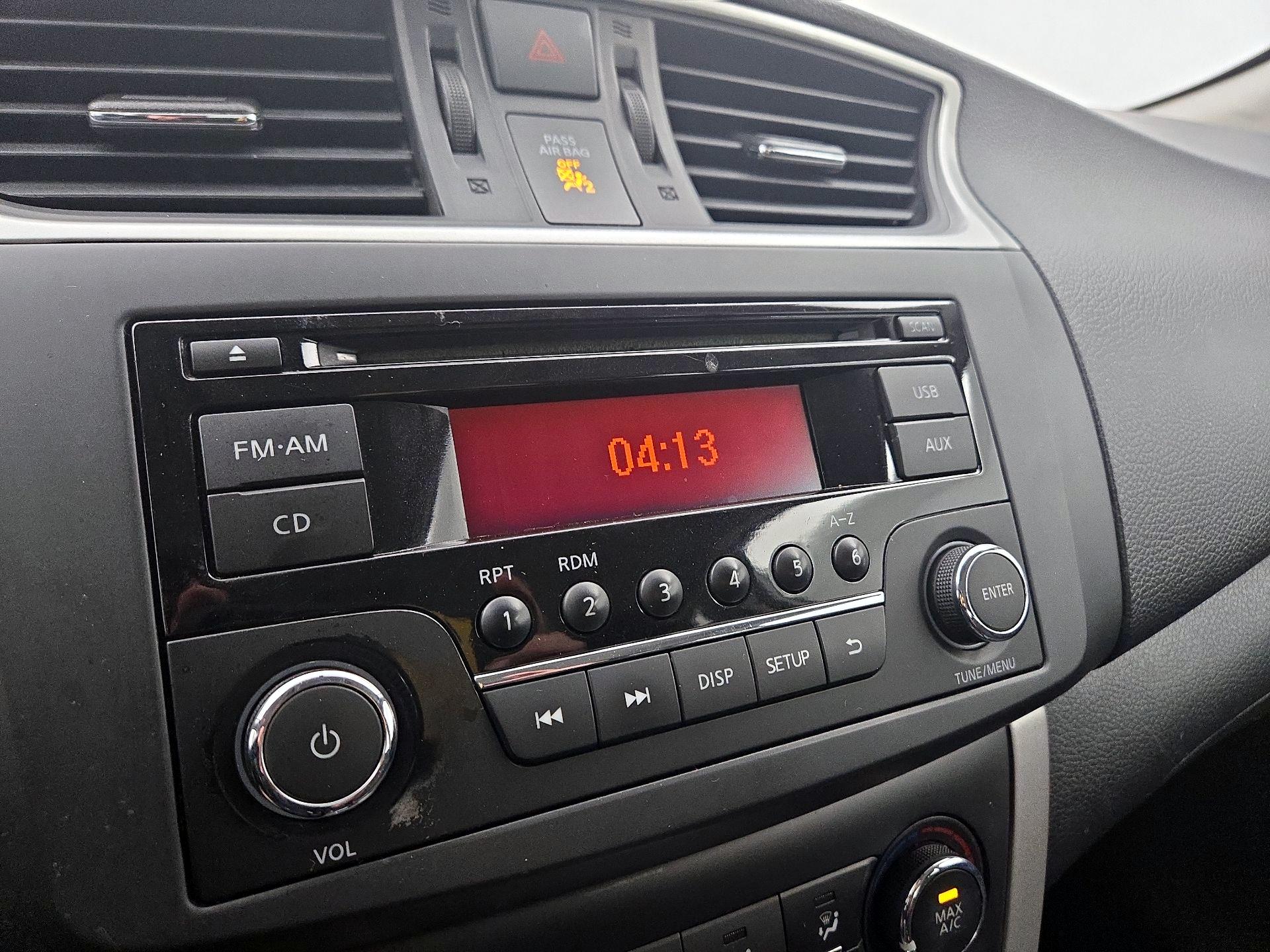 Thumbnail: 2015 Nissan Sentra - 14