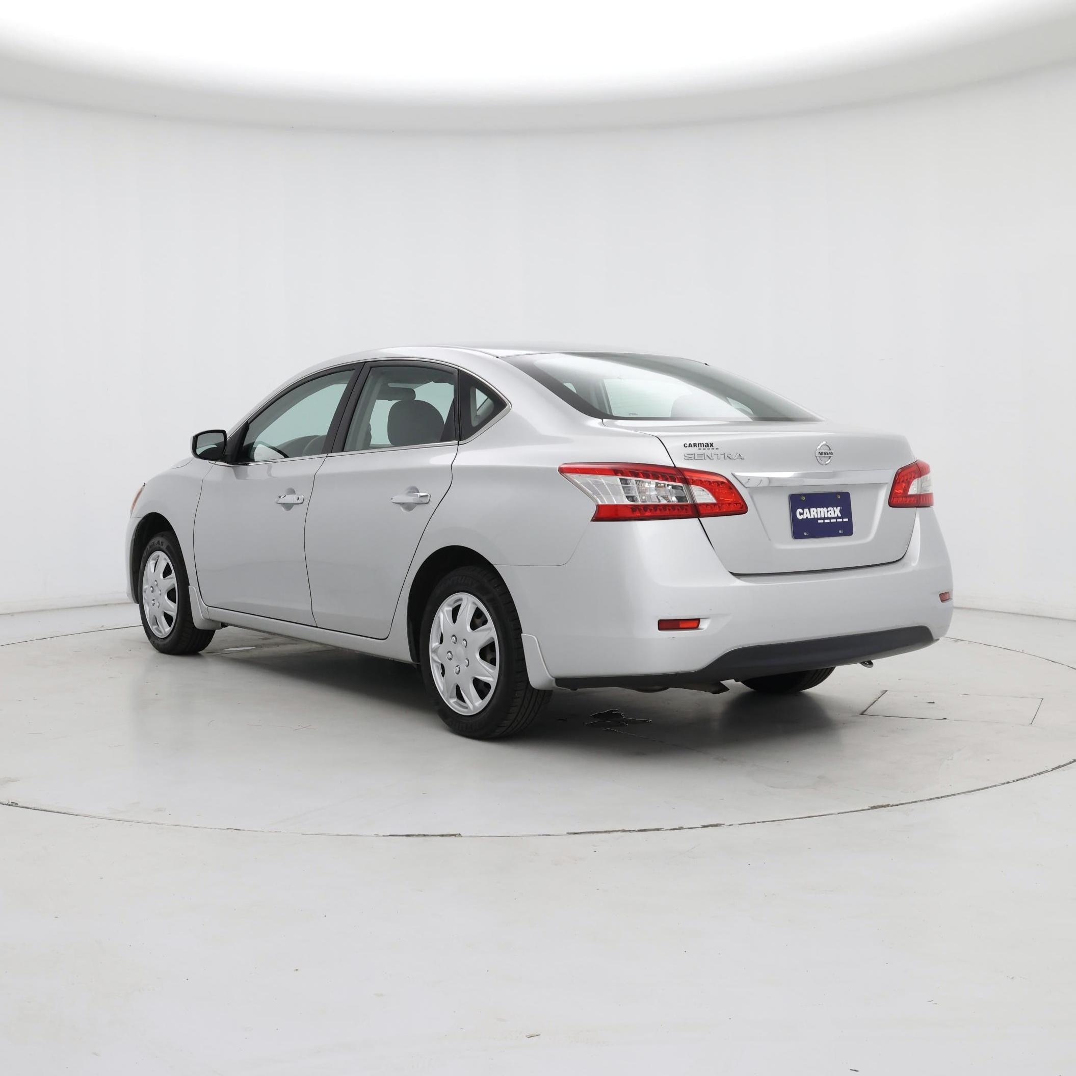 Thumbnail: 2015 Nissan Sentra - 2