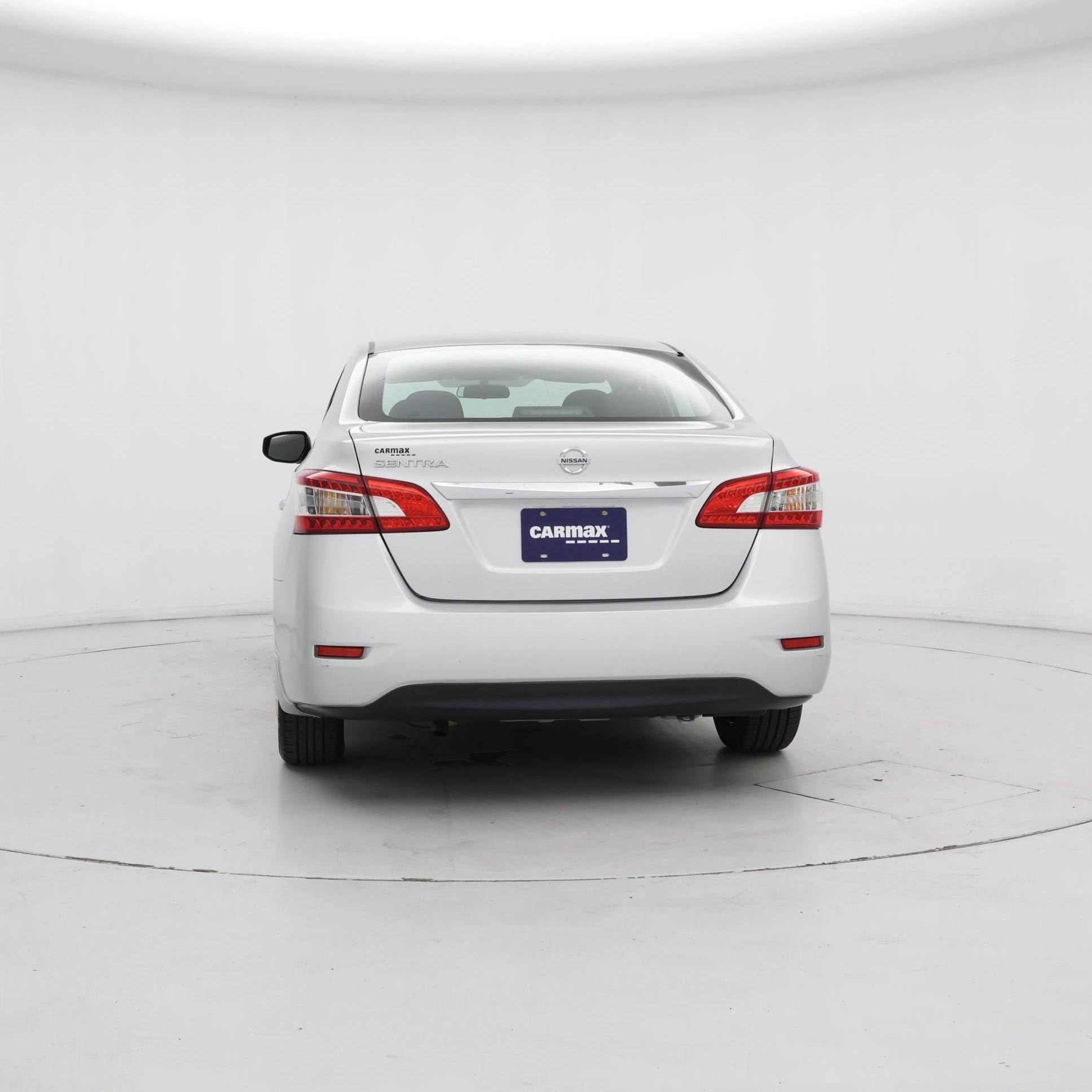 Thumbnail: 2015 Nissan Sentra - 6