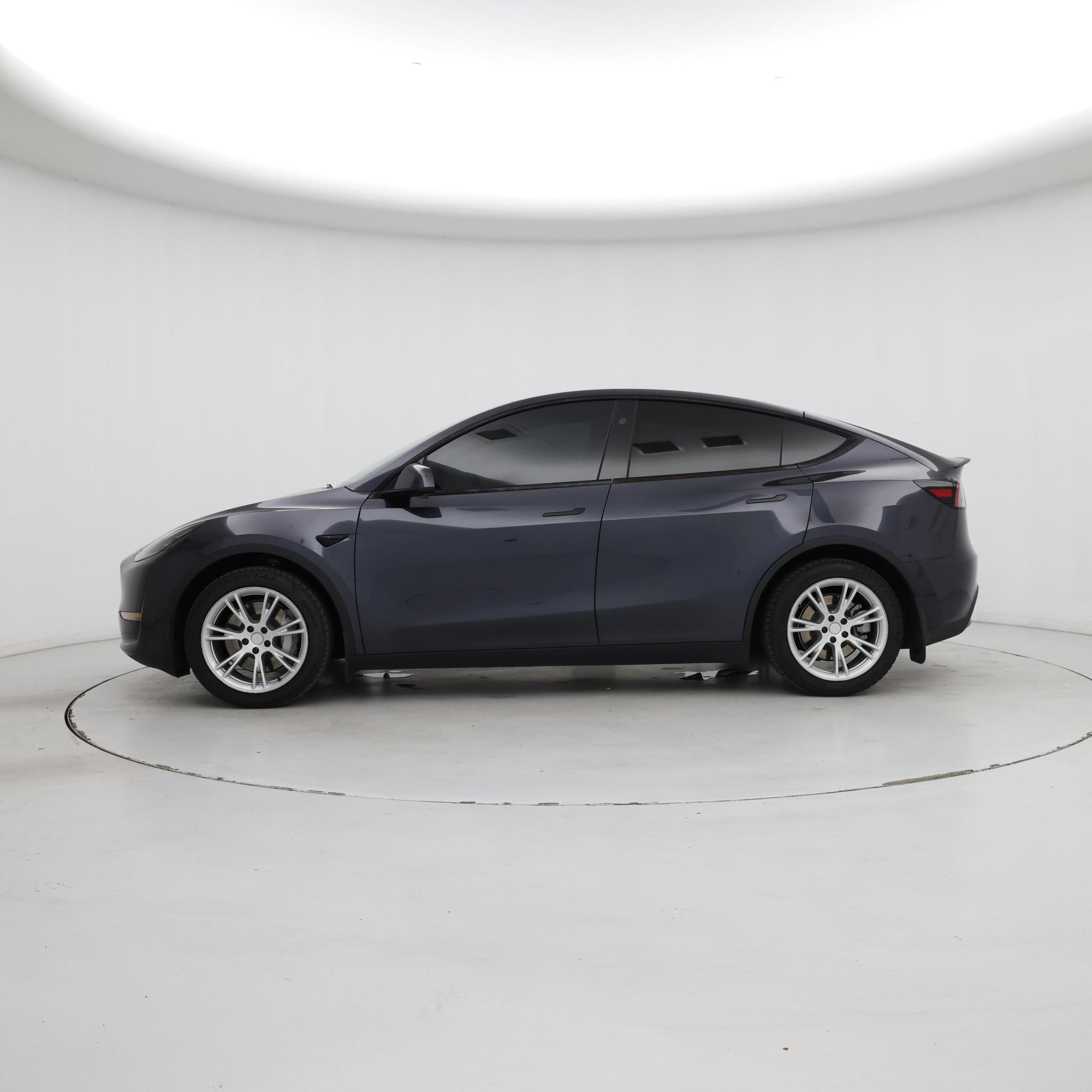 Thumbnail: 2024 Tesla Model Y - 3