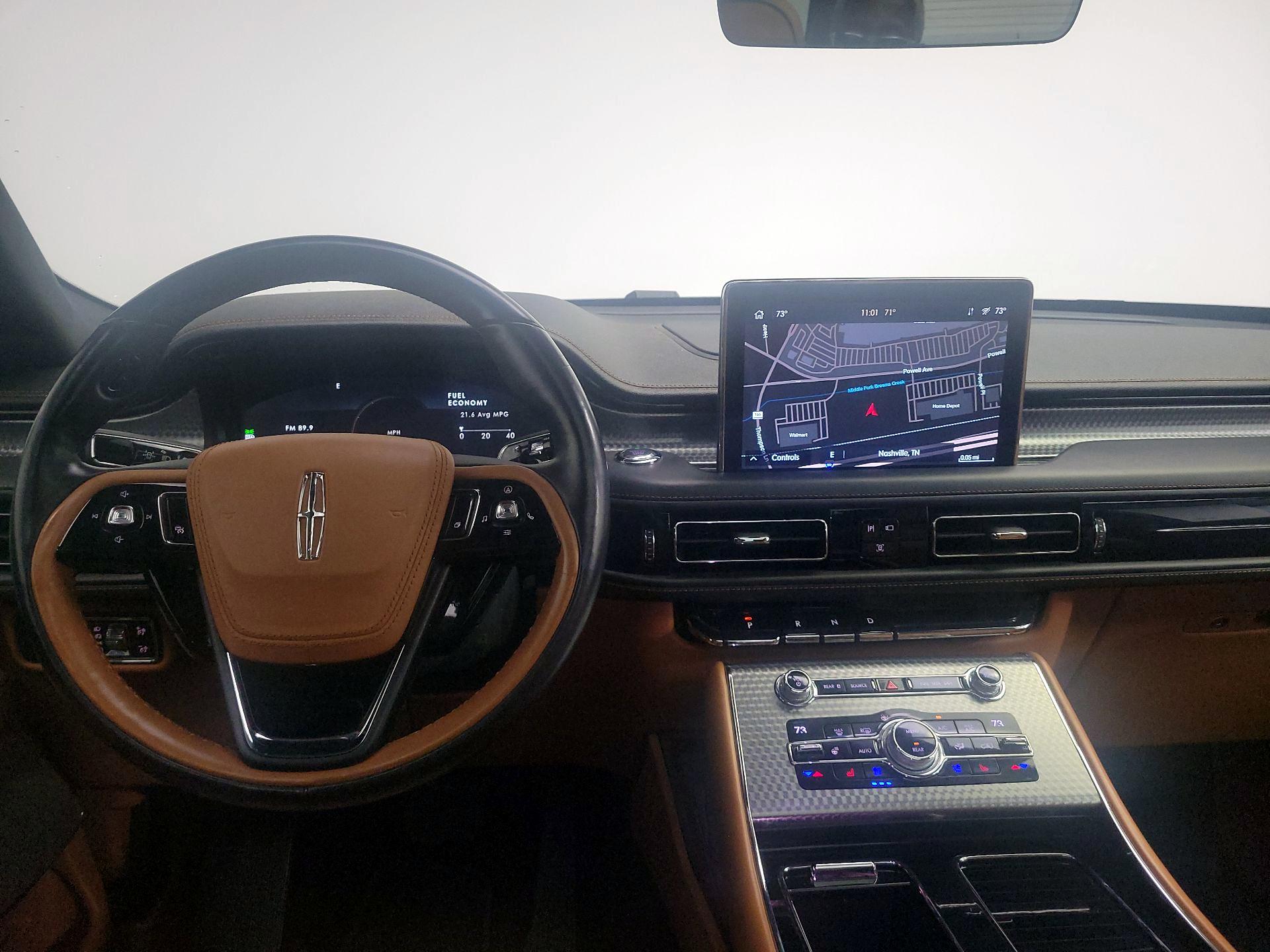Thumbnail: 2020 Lincoln Aviator - 9