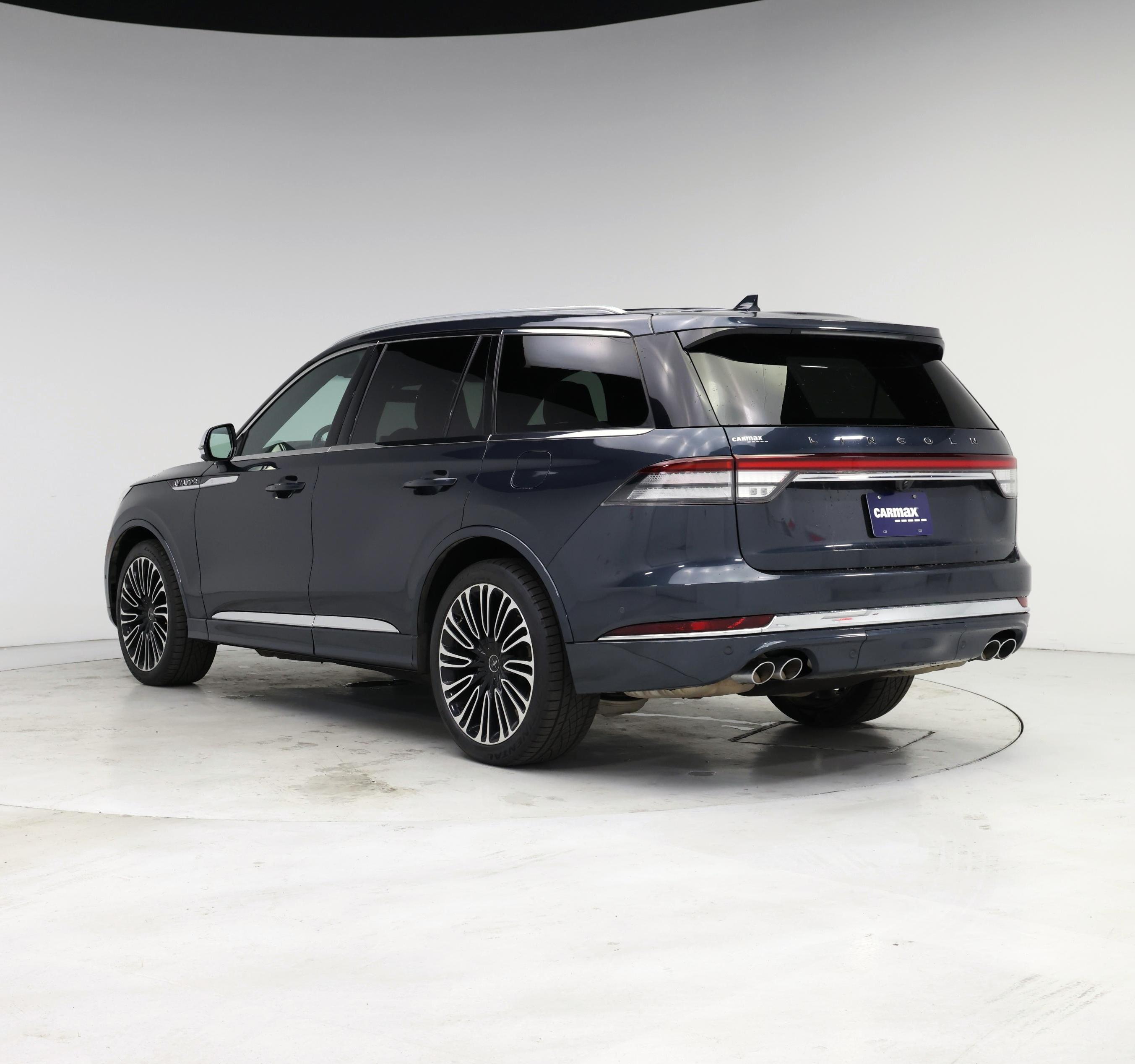 Thumbnail: 2020 Lincoln Aviator - 2