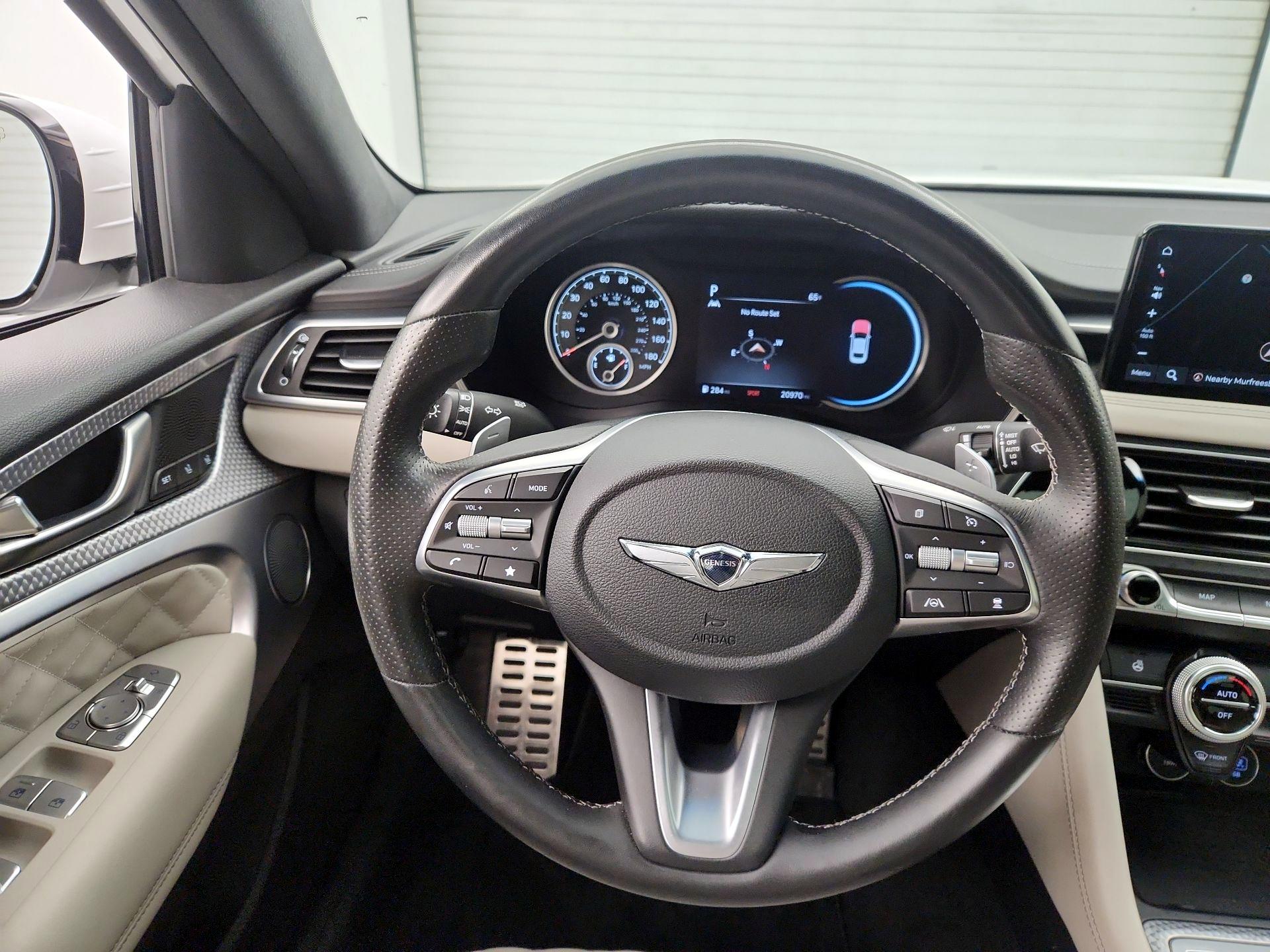 Thumbnail: 2022 Genesis G70 - 10