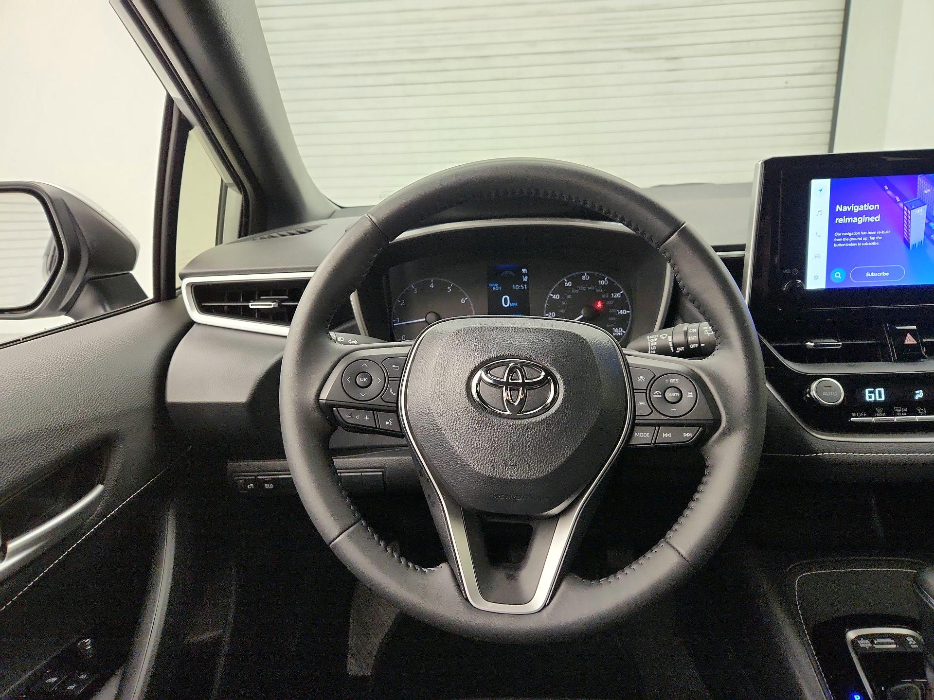 Thumbnail: 2023 Toyota Corolla - 10