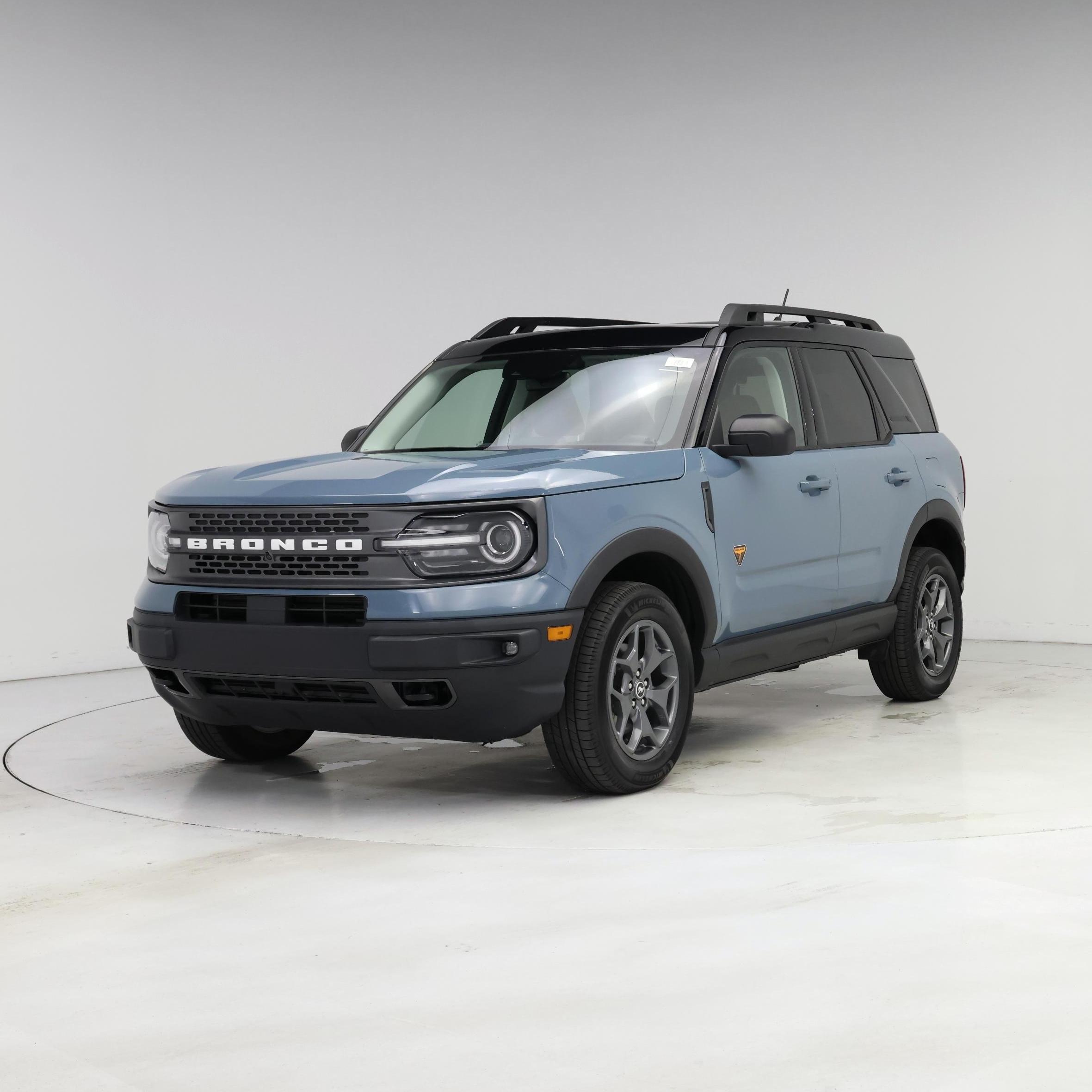 Thumbnail: 2021 Ford Bronco Sport - 4