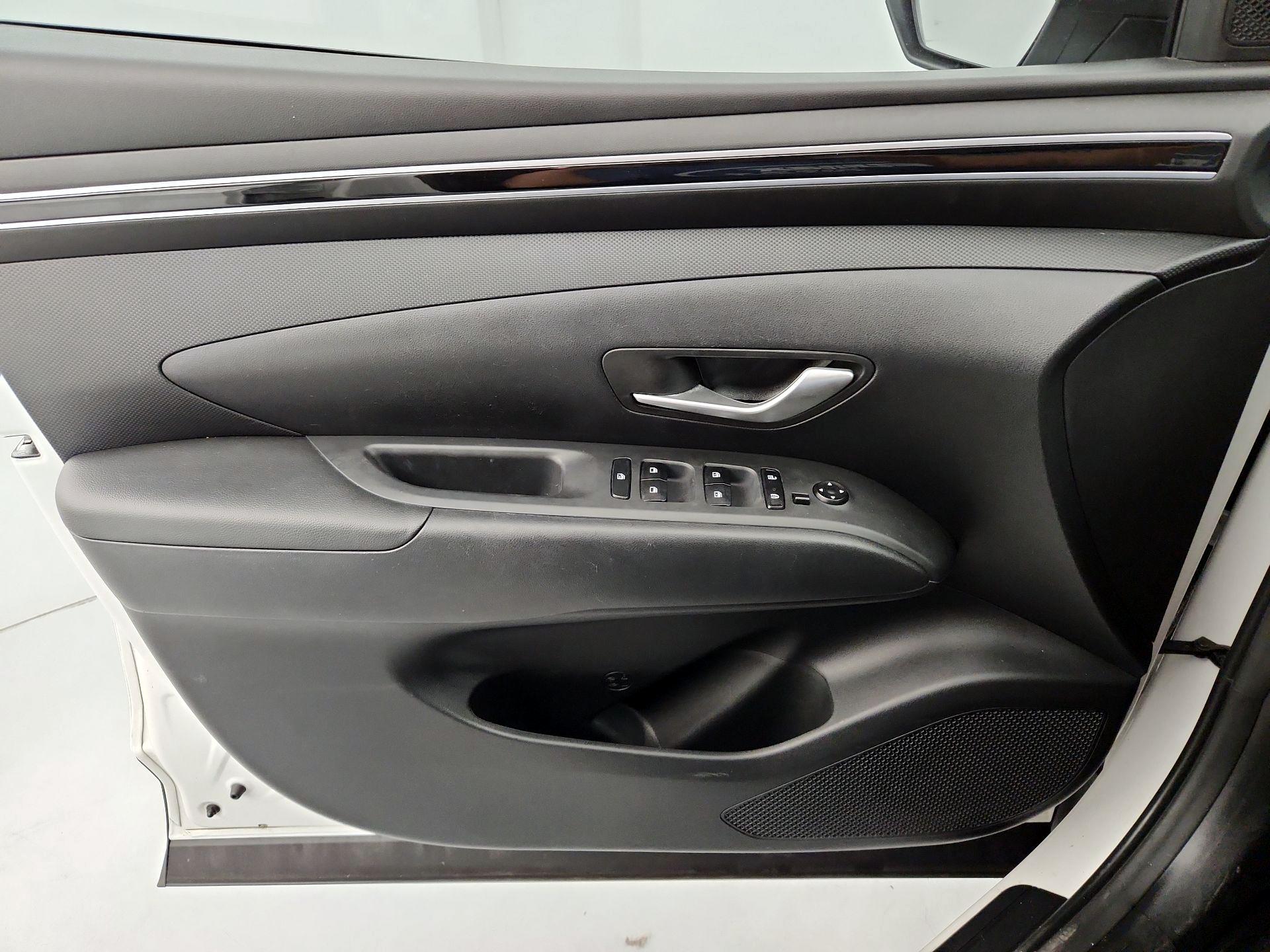 Thumbnail: 2022 Hyundai Tucson - 12