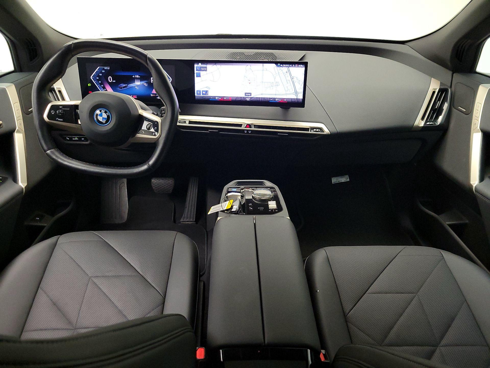 Thumbnail: 2024 BMW iX - 9