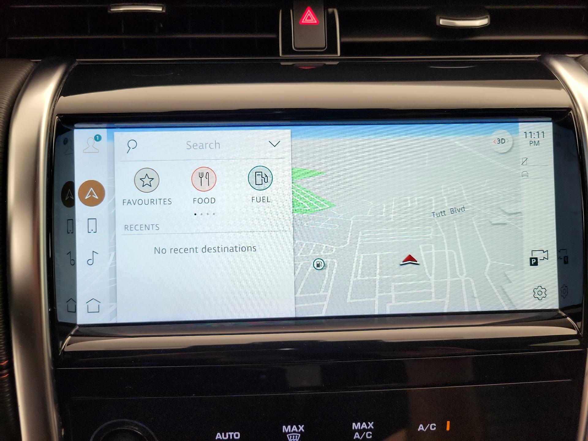 Thumbnail: 2021 Land Rover Discovery Sport - 14