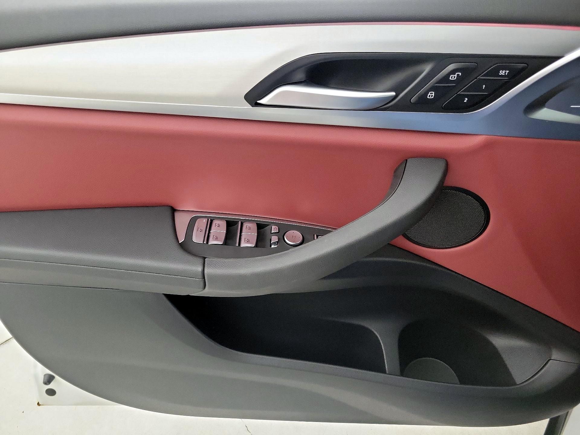 Thumbnail: 2022 BMW X3 - 12