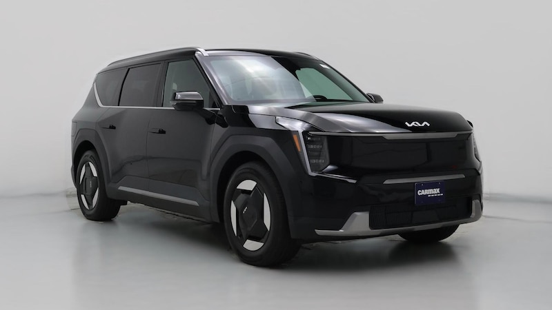 2024 Kia EV9 Wind Hero Image