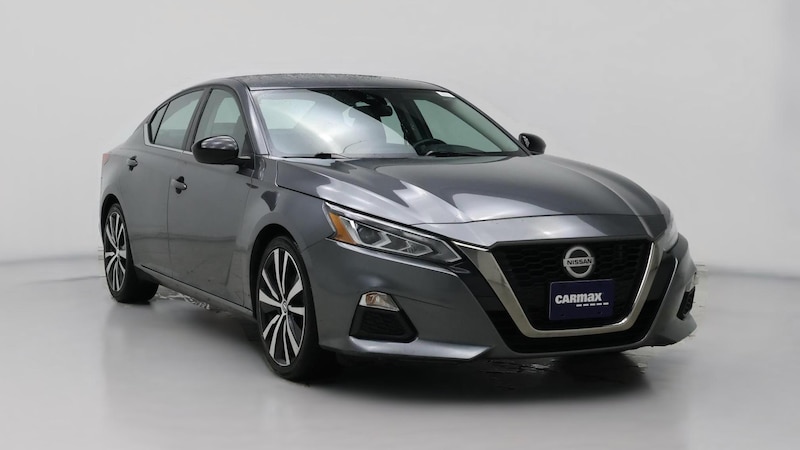 2022 Nissan Altima SR Hero Image