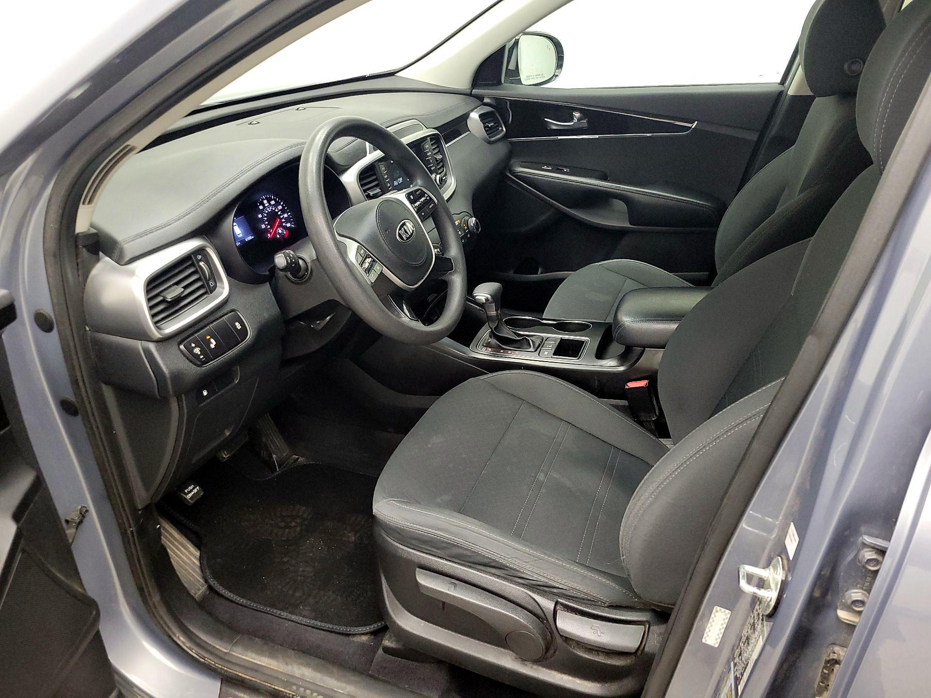 Thumbnail: 2020 Kia Sorento - 11