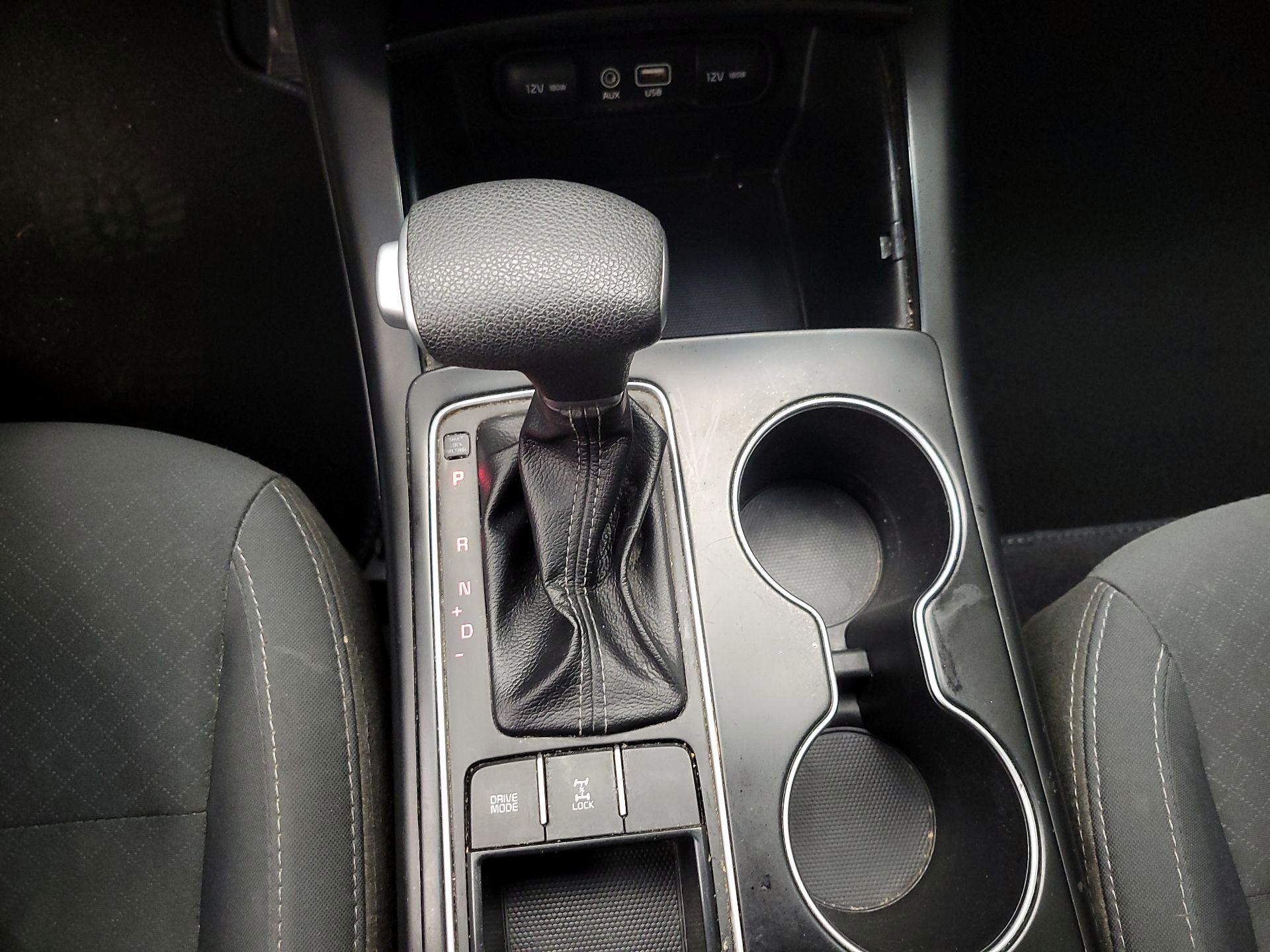 Thumbnail: 2020 Kia Sorento - 17