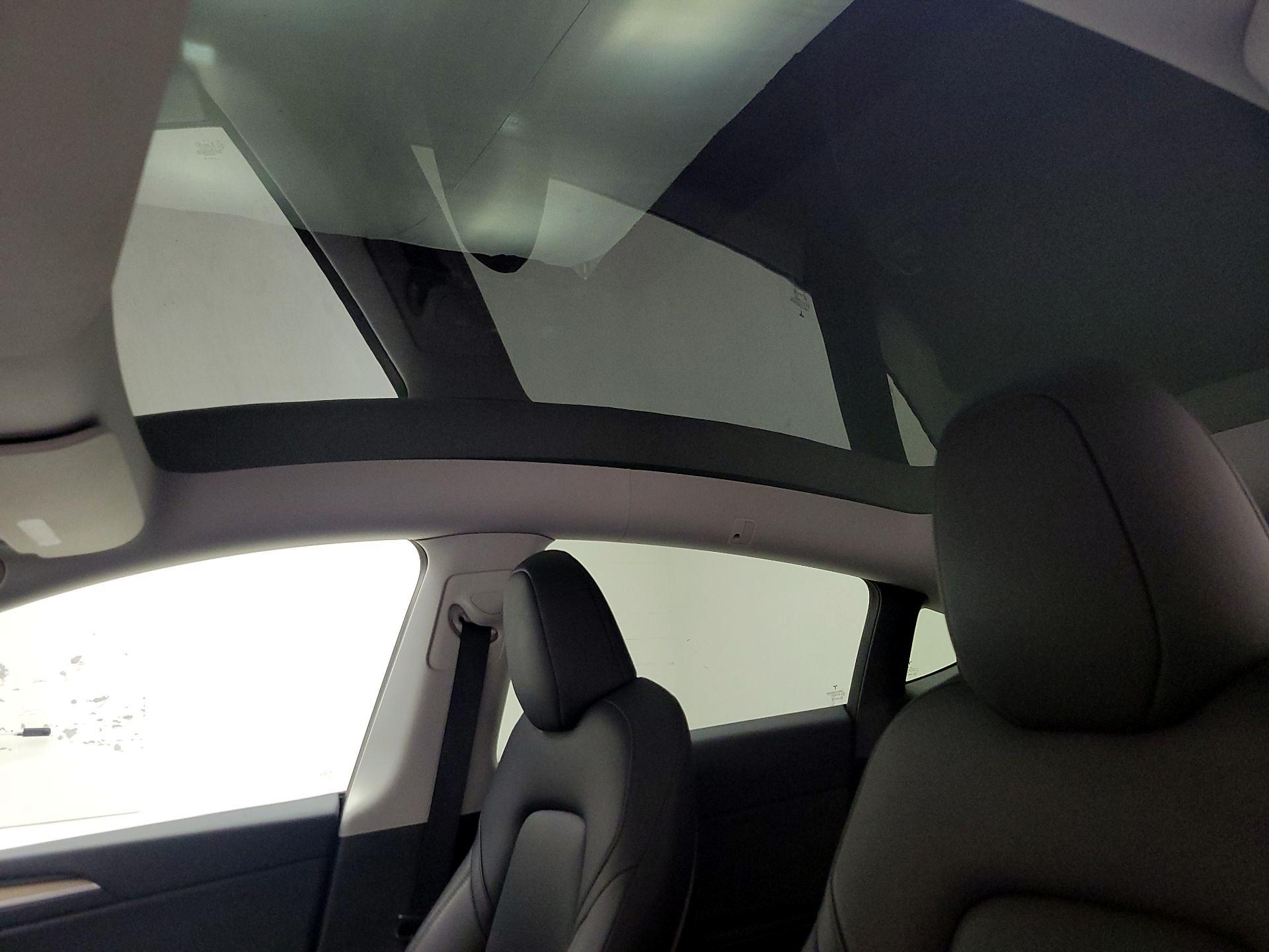 Thumbnail: 2023 Tesla Model Y - 20