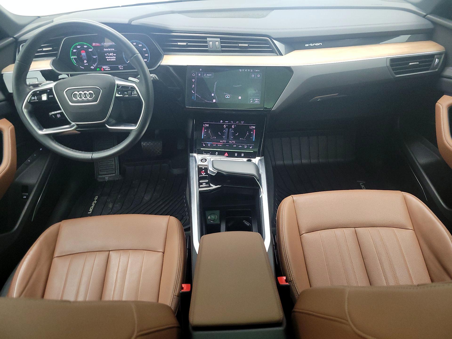 Thumbnail: 2024 Audi Q8 e-tron - 9