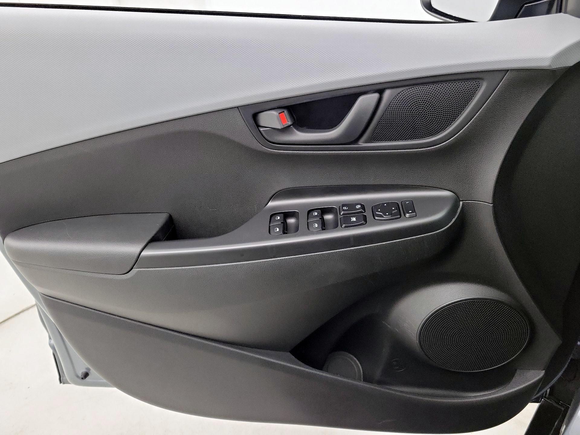 Thumbnail: 2019 Hyundai Kona - 12