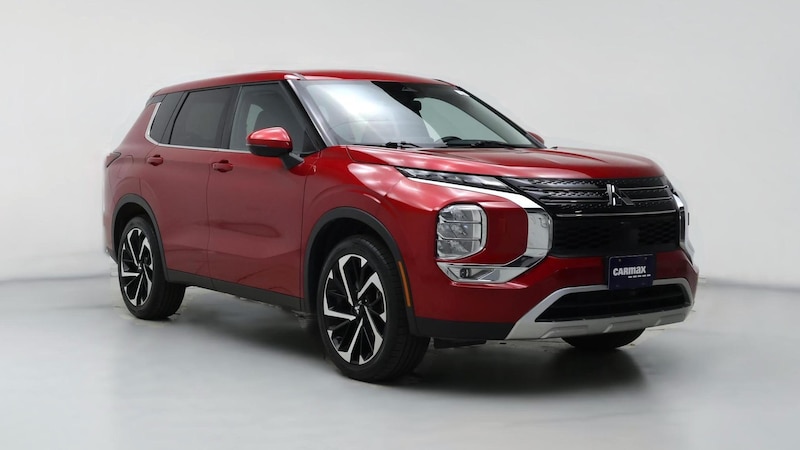 2024 Mitsubishi Outlander SE Hero Image