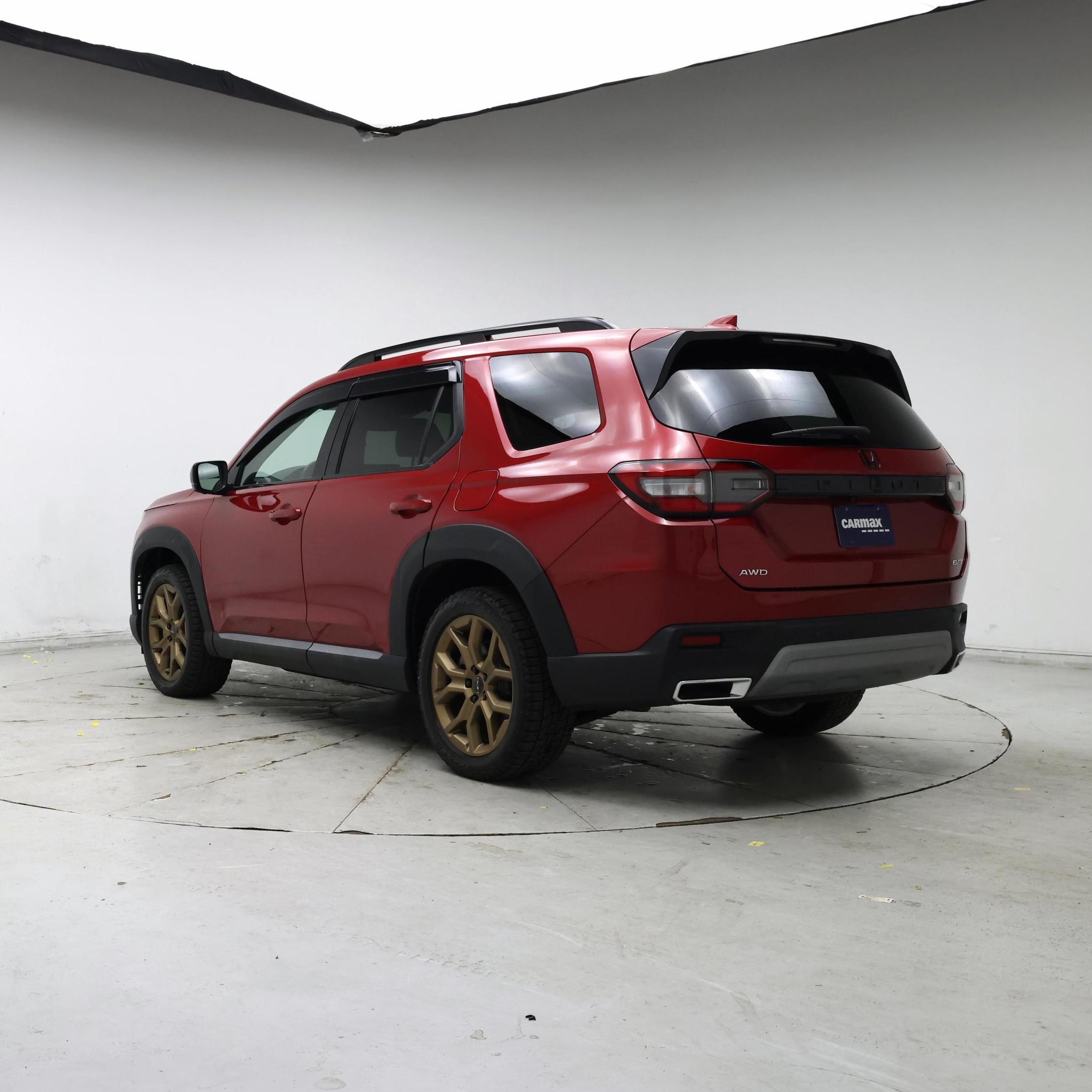Thumbnail: 2023 Honda Pilot - 2