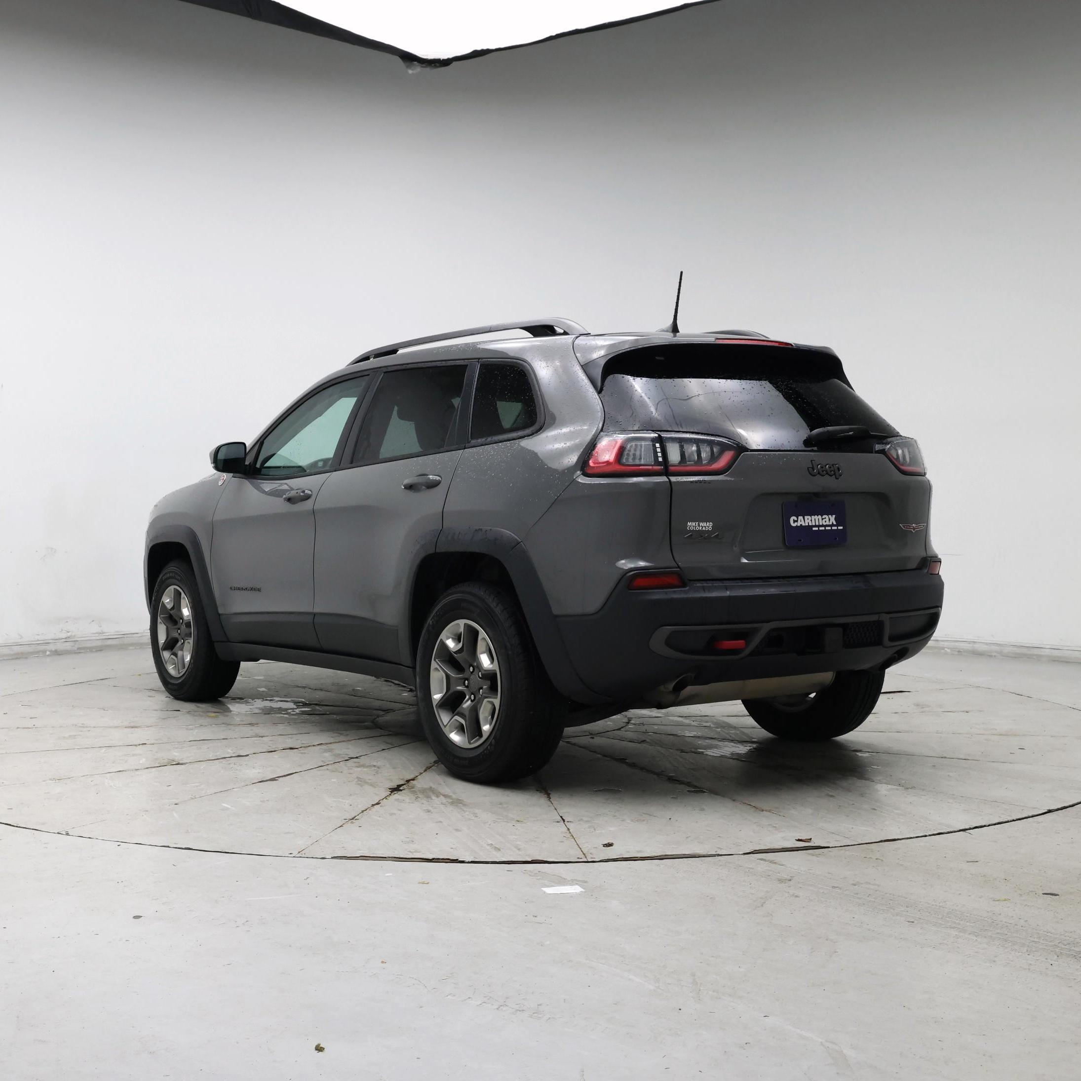 Thumbnail: 2019 Jeep Cherokee - 2