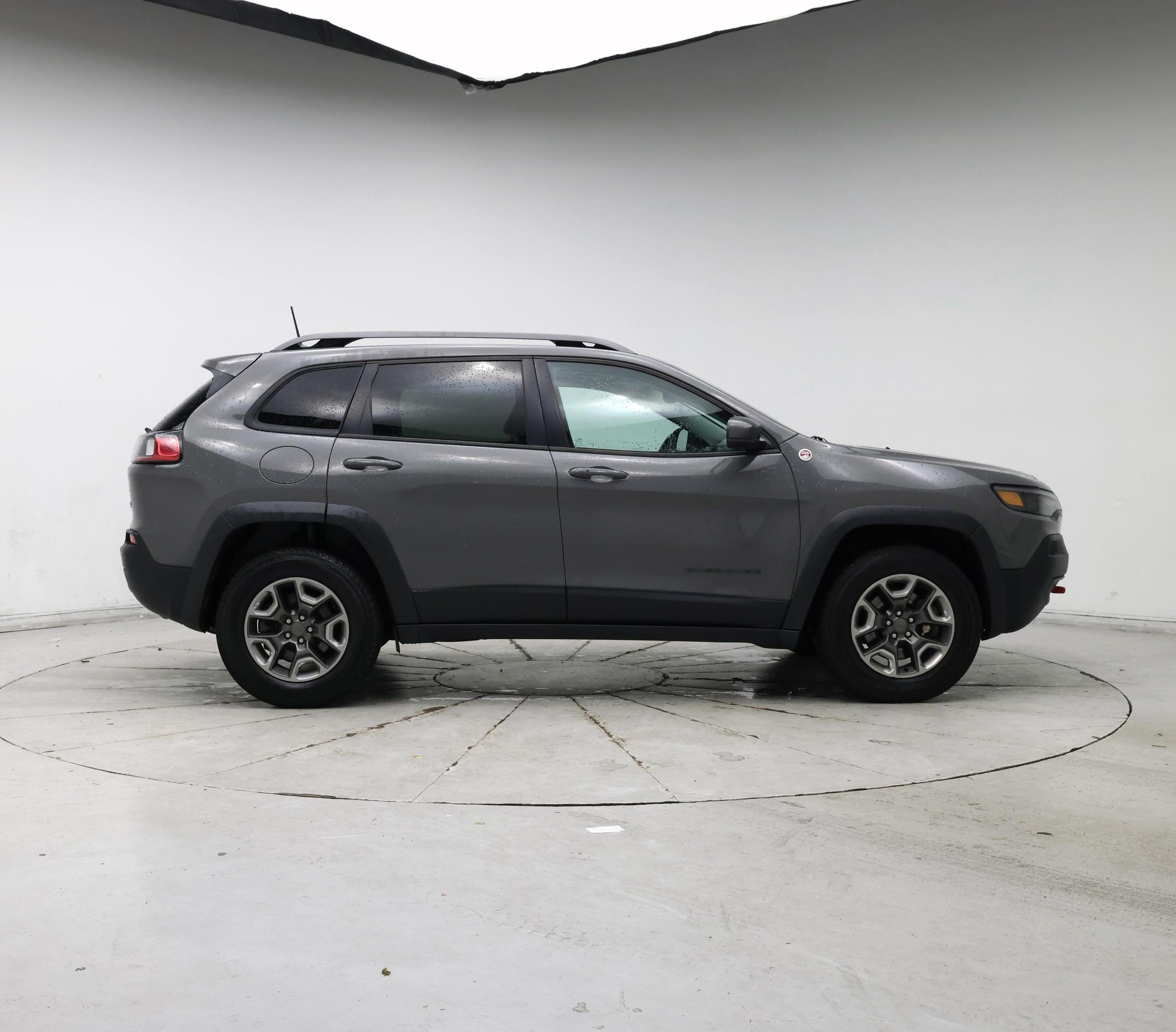 Thumbnail: 2019 Jeep Cherokee - 7