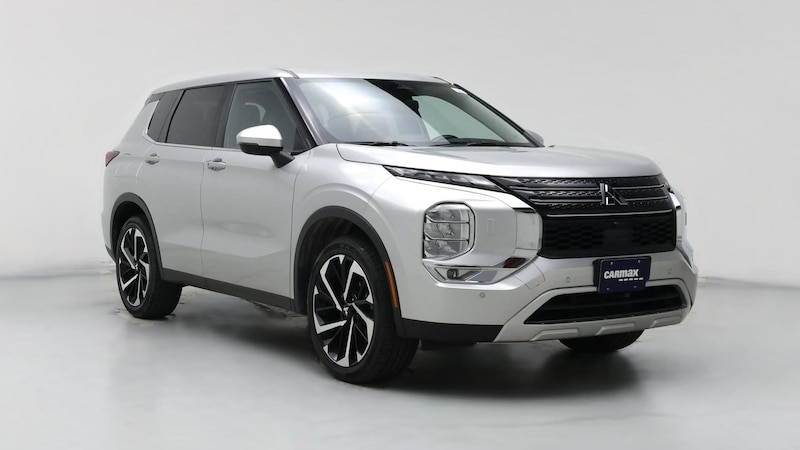 2024 Mitsubishi Outlander SE Hero Image