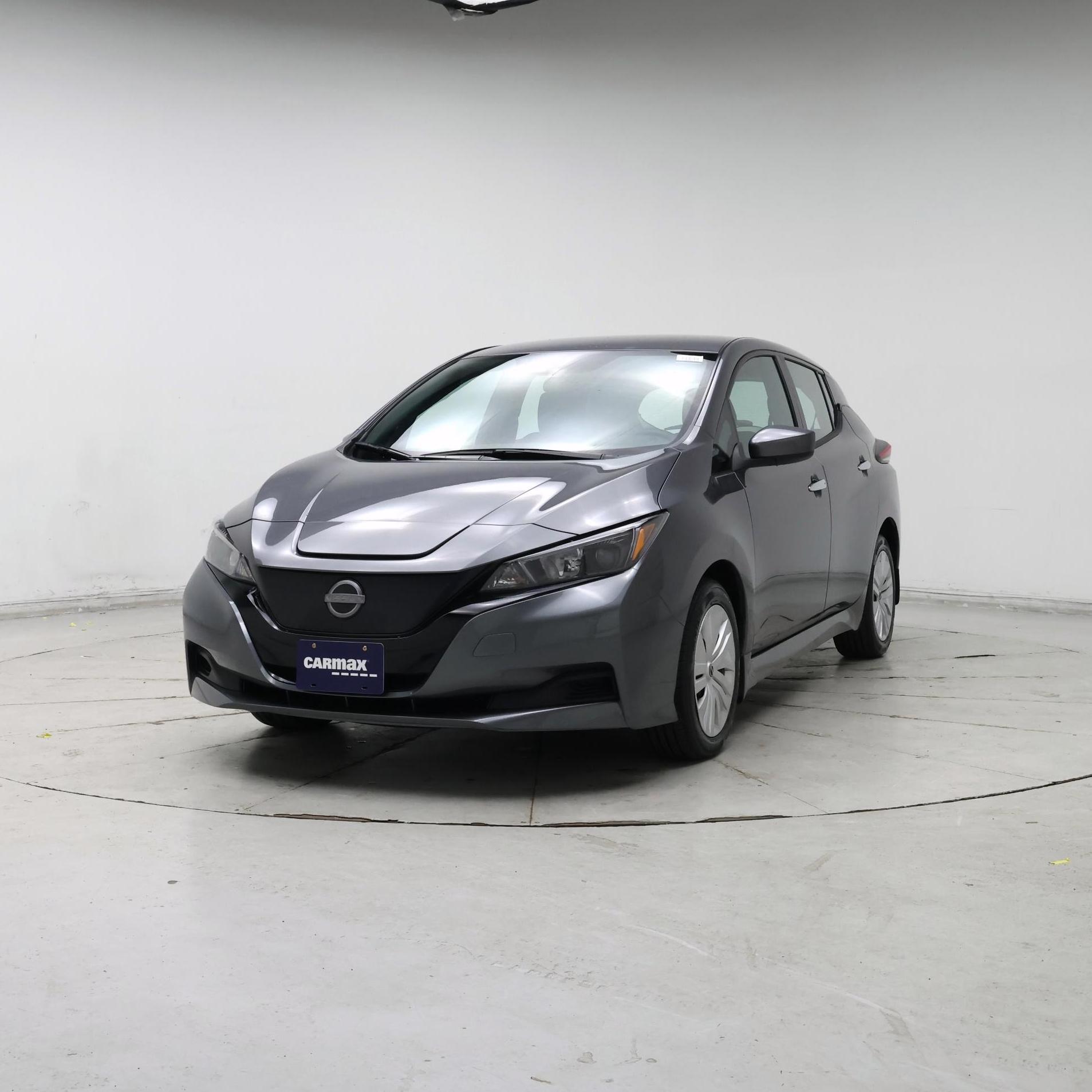 Thumbnail: 2025 Nissan Leaf - 4