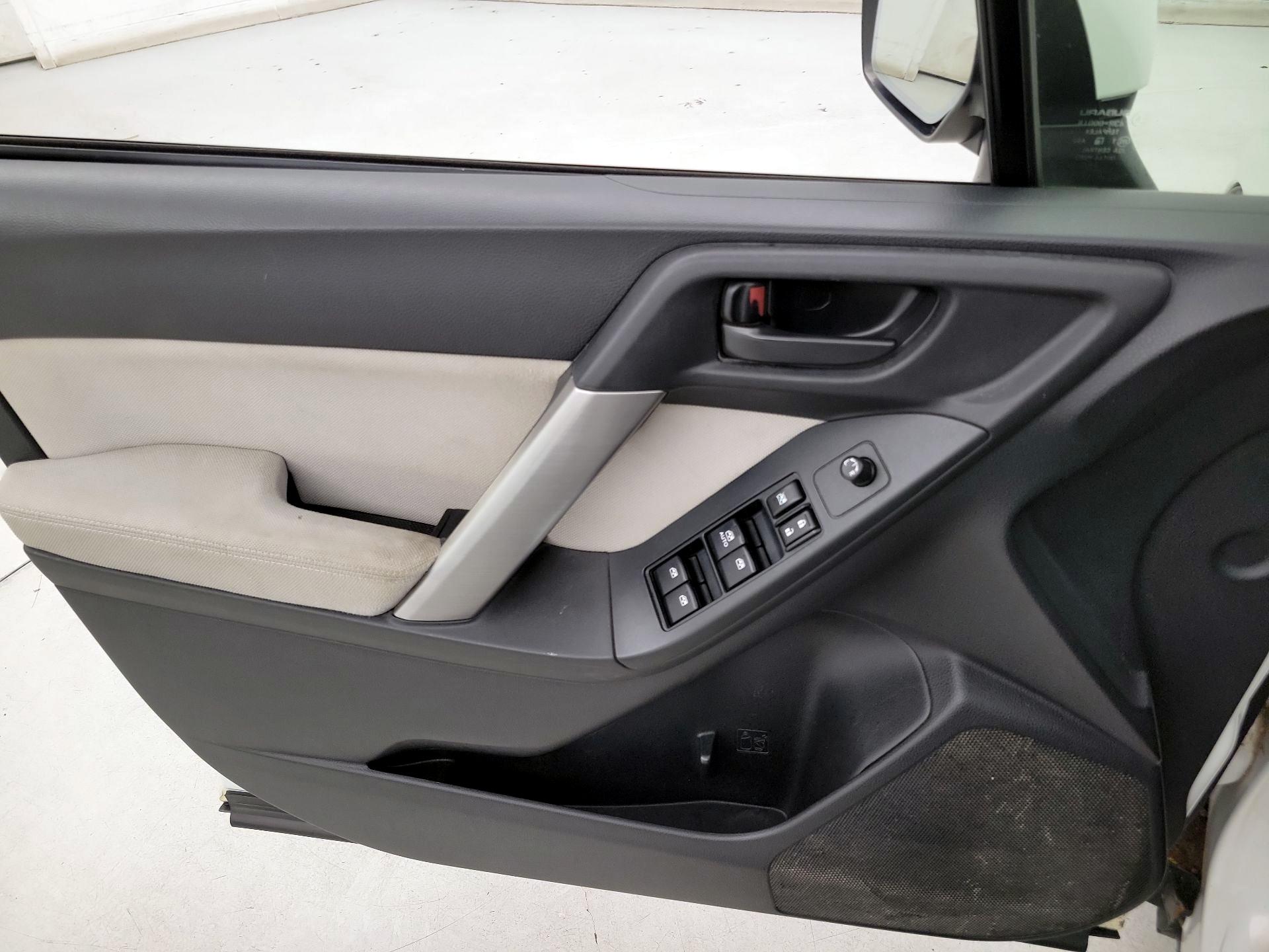 Thumbnail: 2014 Subaru Forester - 12