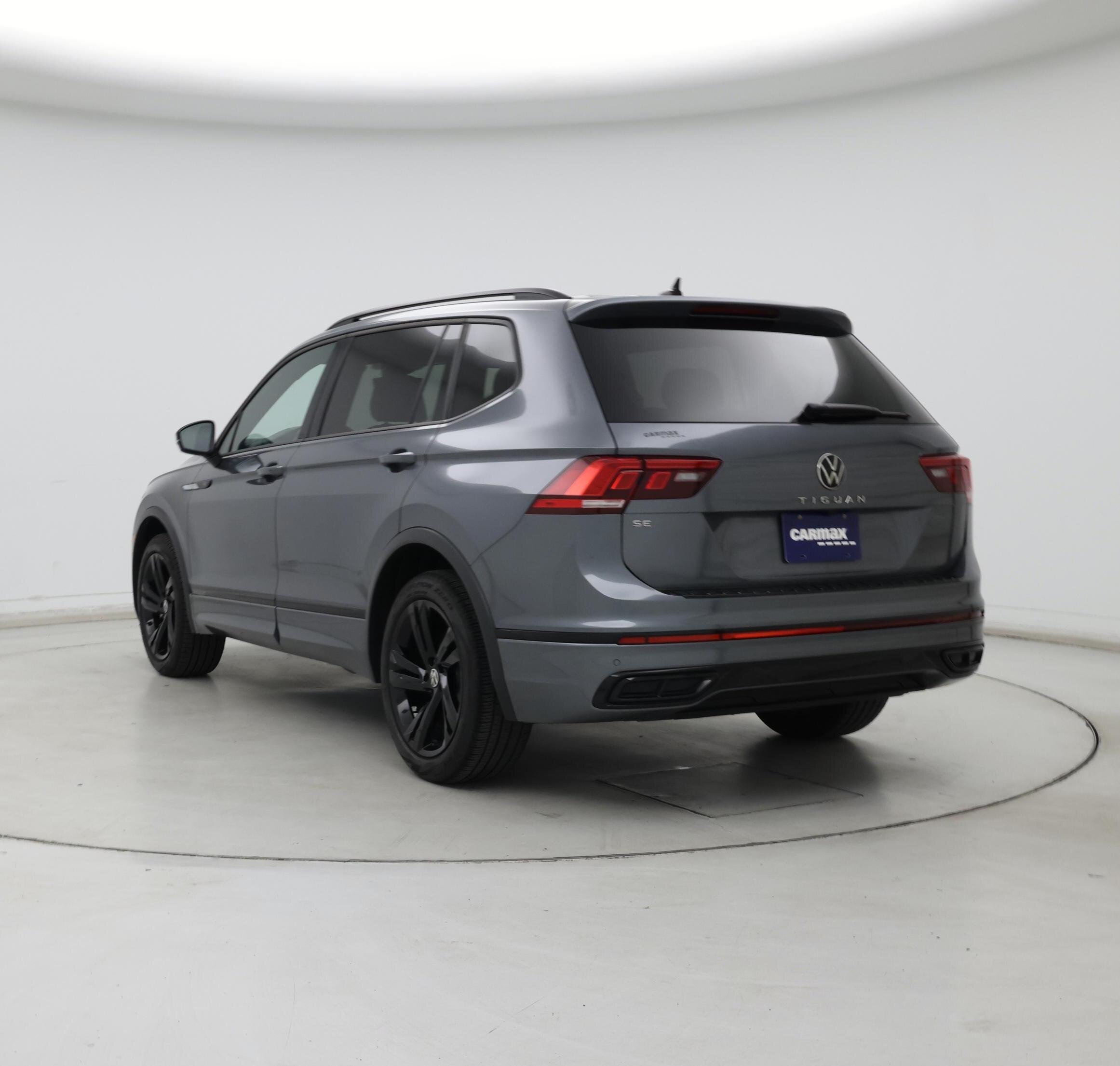Thumbnail: 2024 Volkswagen Tiguan - 2