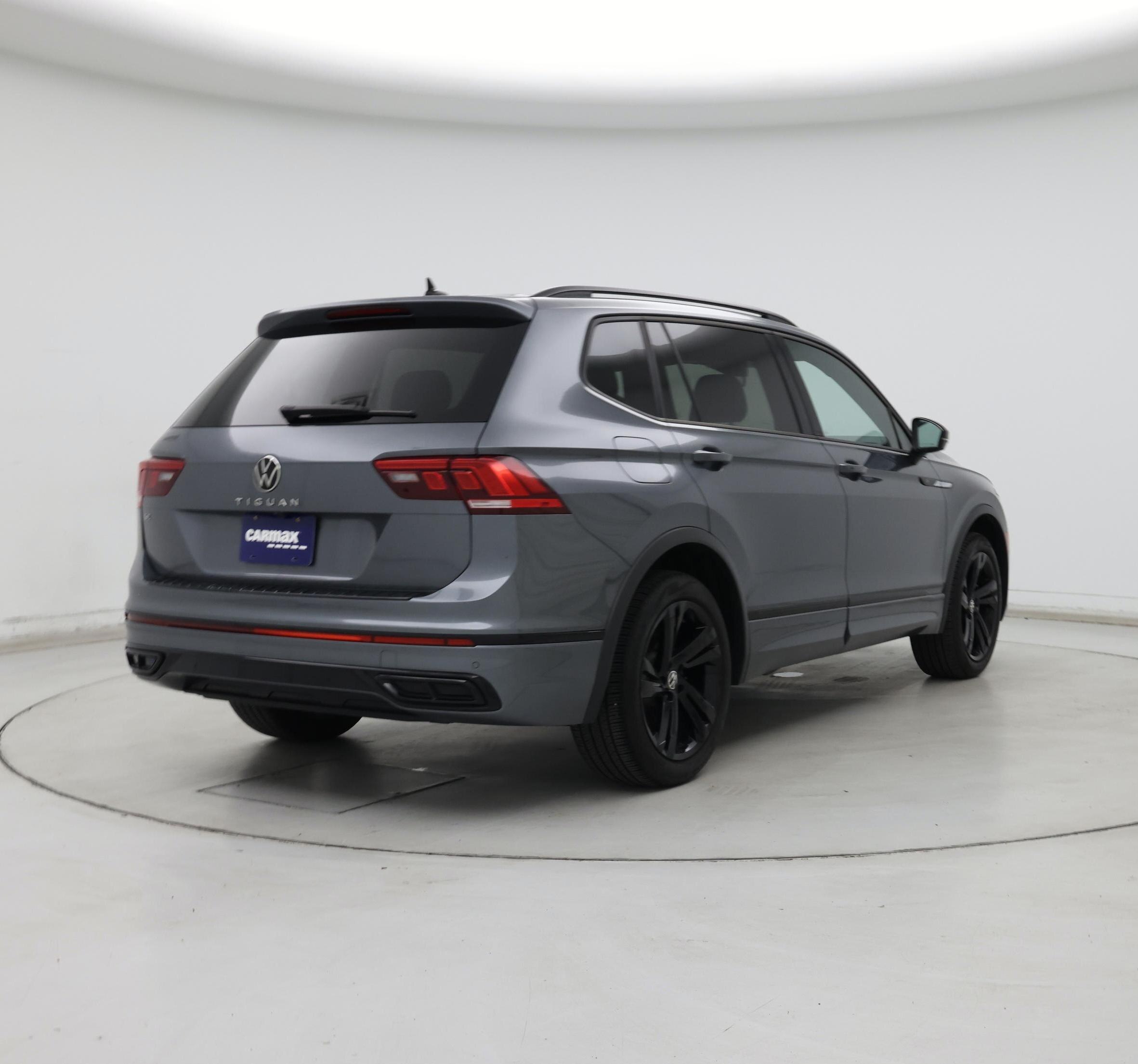 Thumbnail: 2024 Volkswagen Tiguan - 8