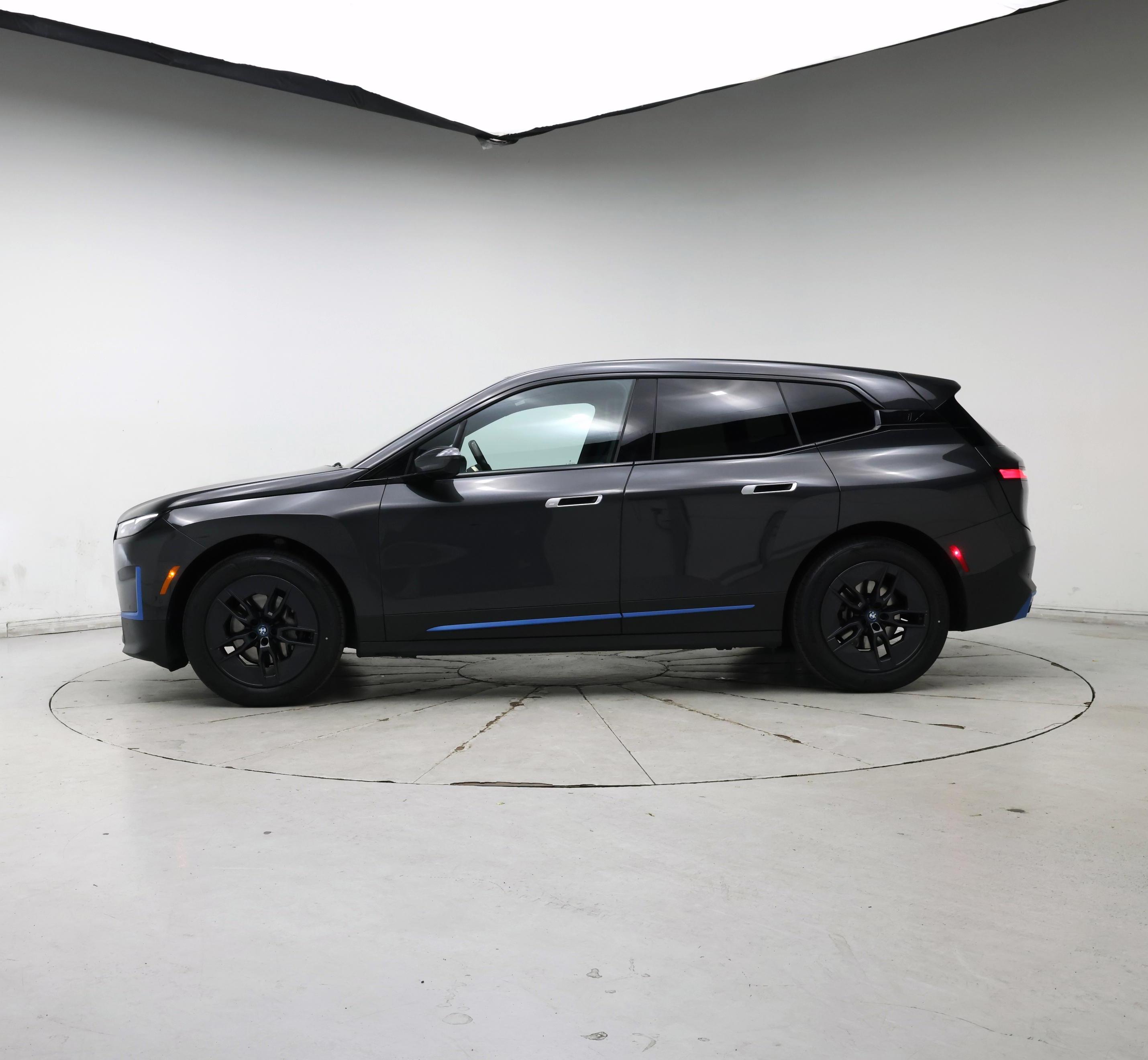 Thumbnail: 2024 BMW iX - 3